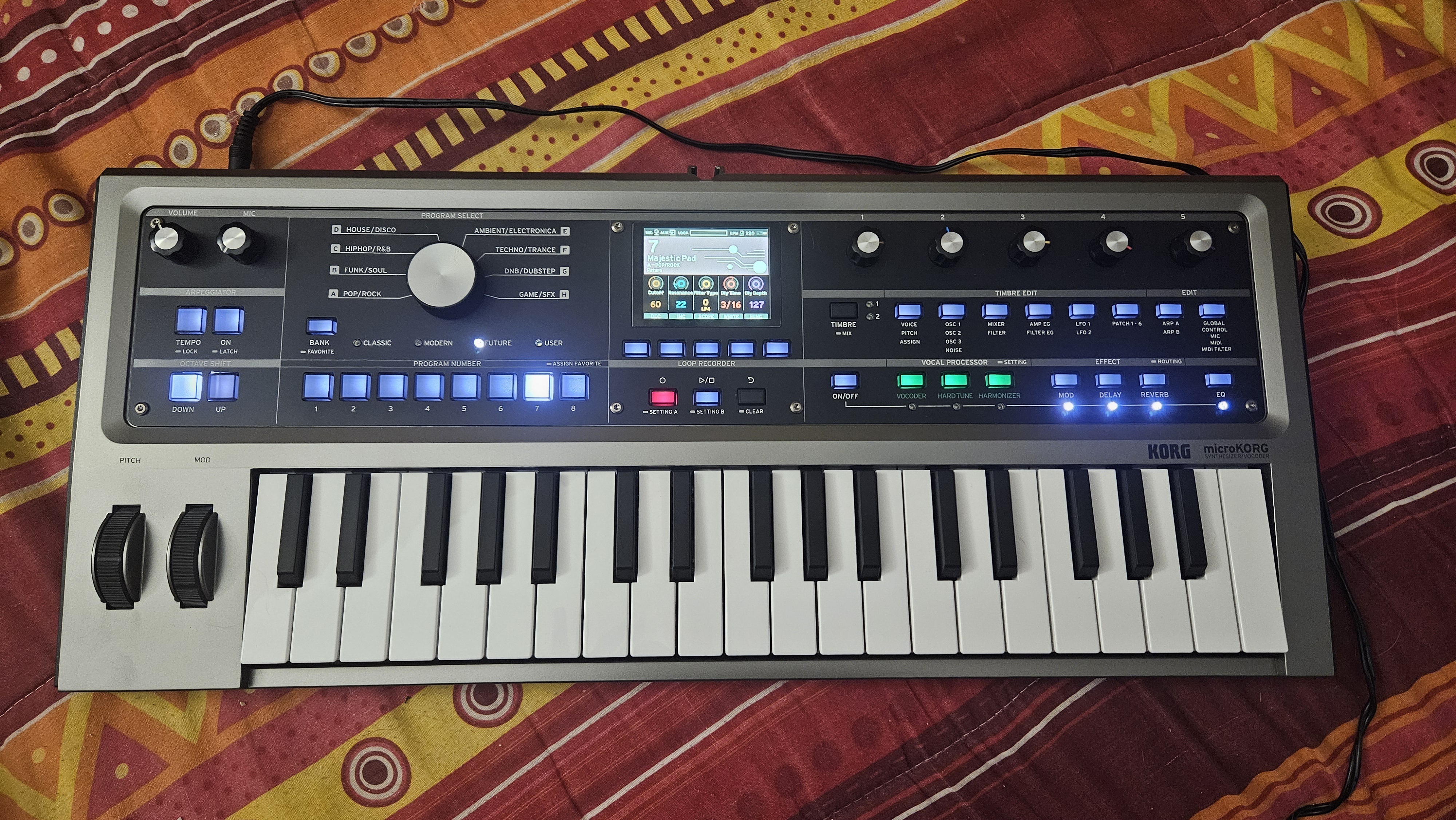 Korg Microkorg 2 sous garantie