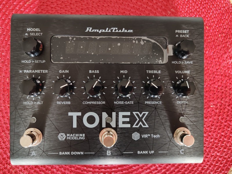 IKMULTIMEDIA TONEX PEDAL