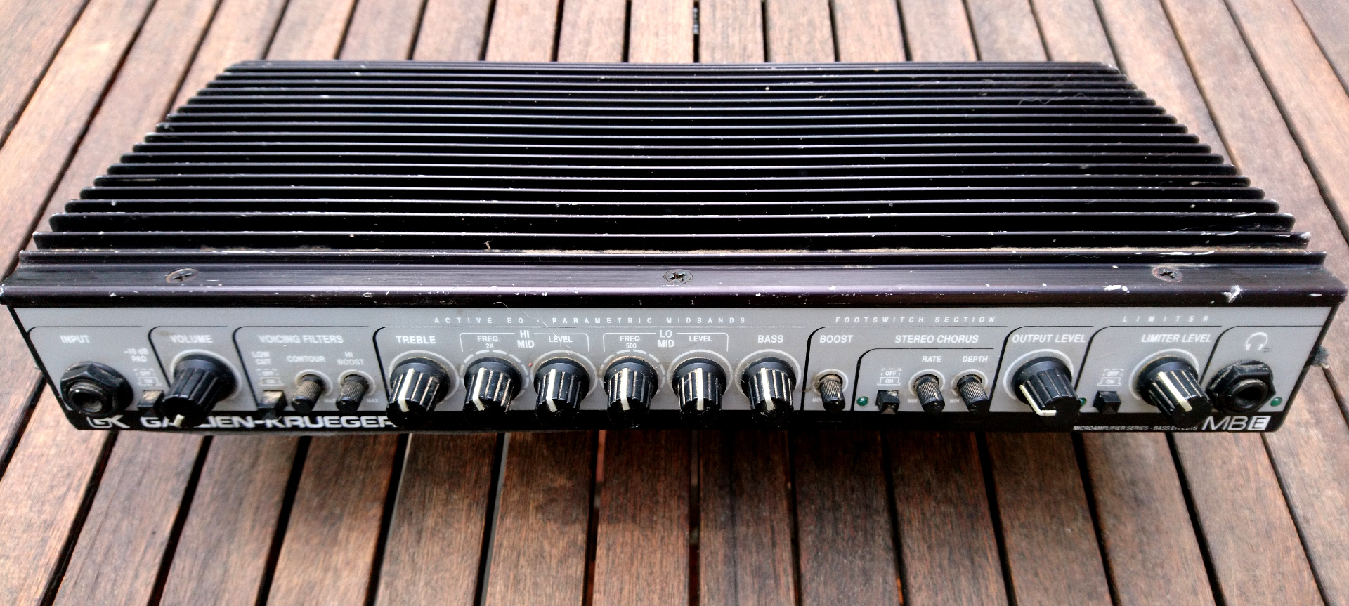Tête d'un ampli Gallien-Krueger MB150E (Pour pièces / banque d'organes Sans alimentation)