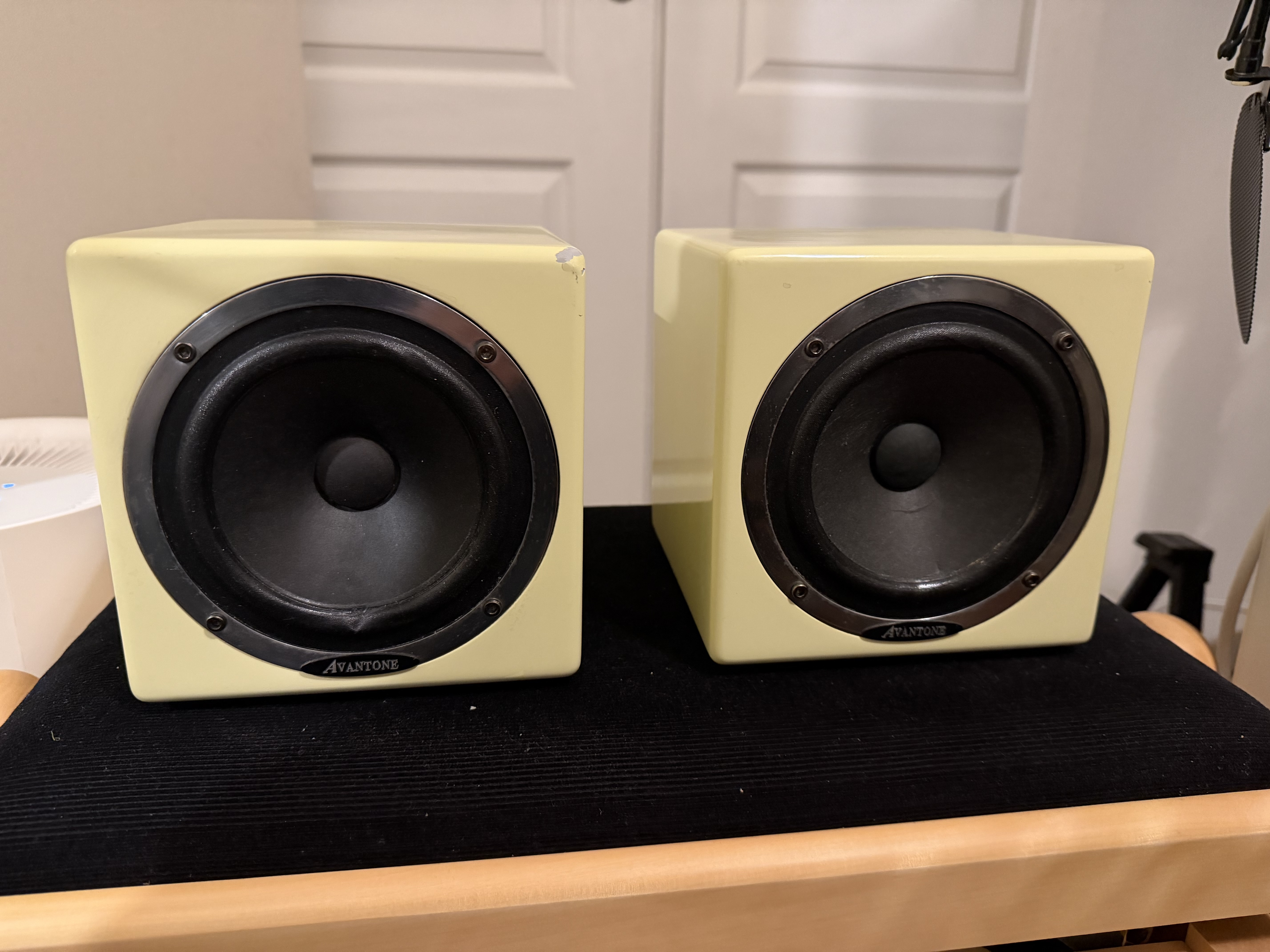 Vends paire d'Avantone mix cube active 