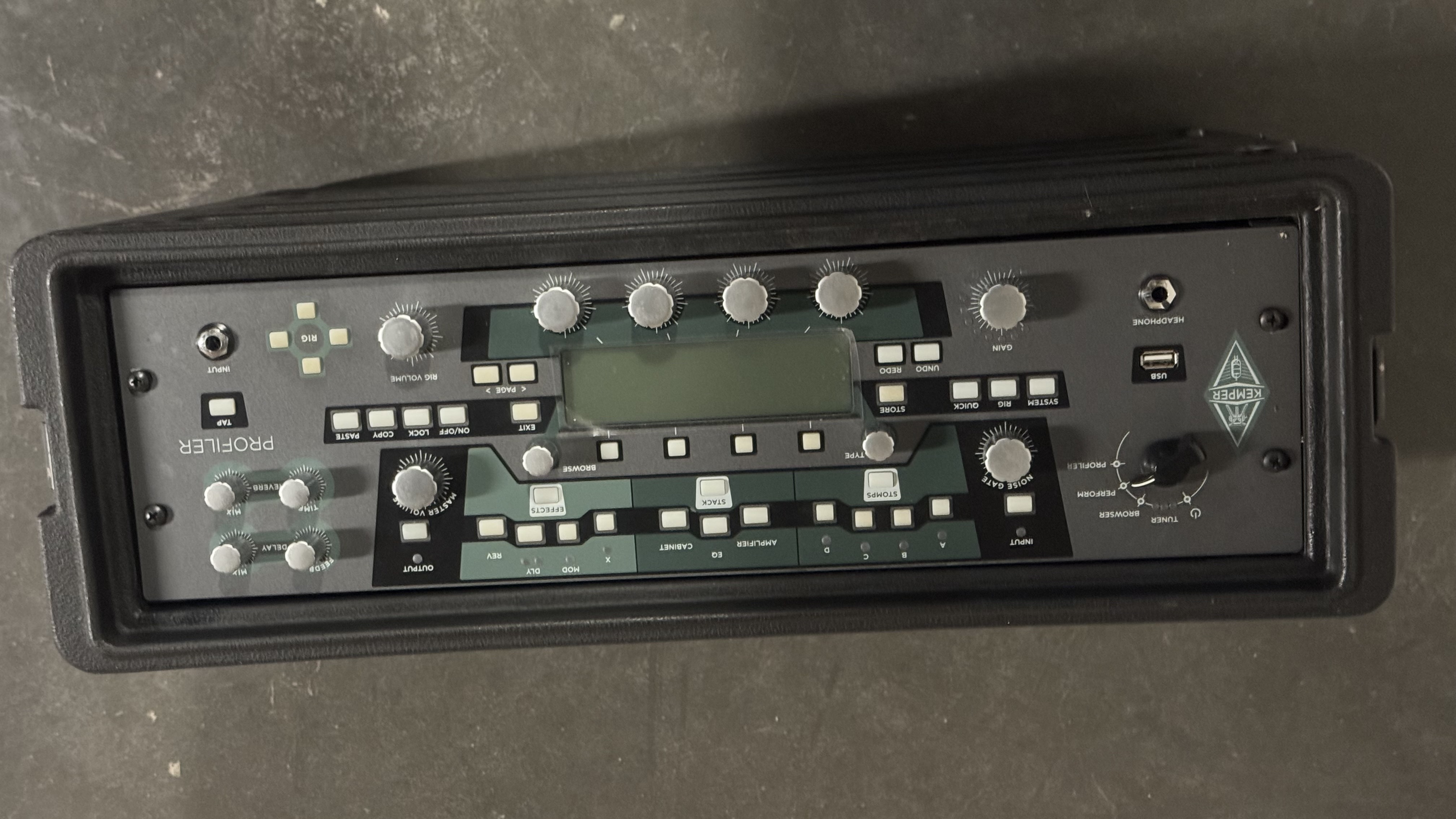 Kemper Profiler Power Rack + flightcase en ABS 