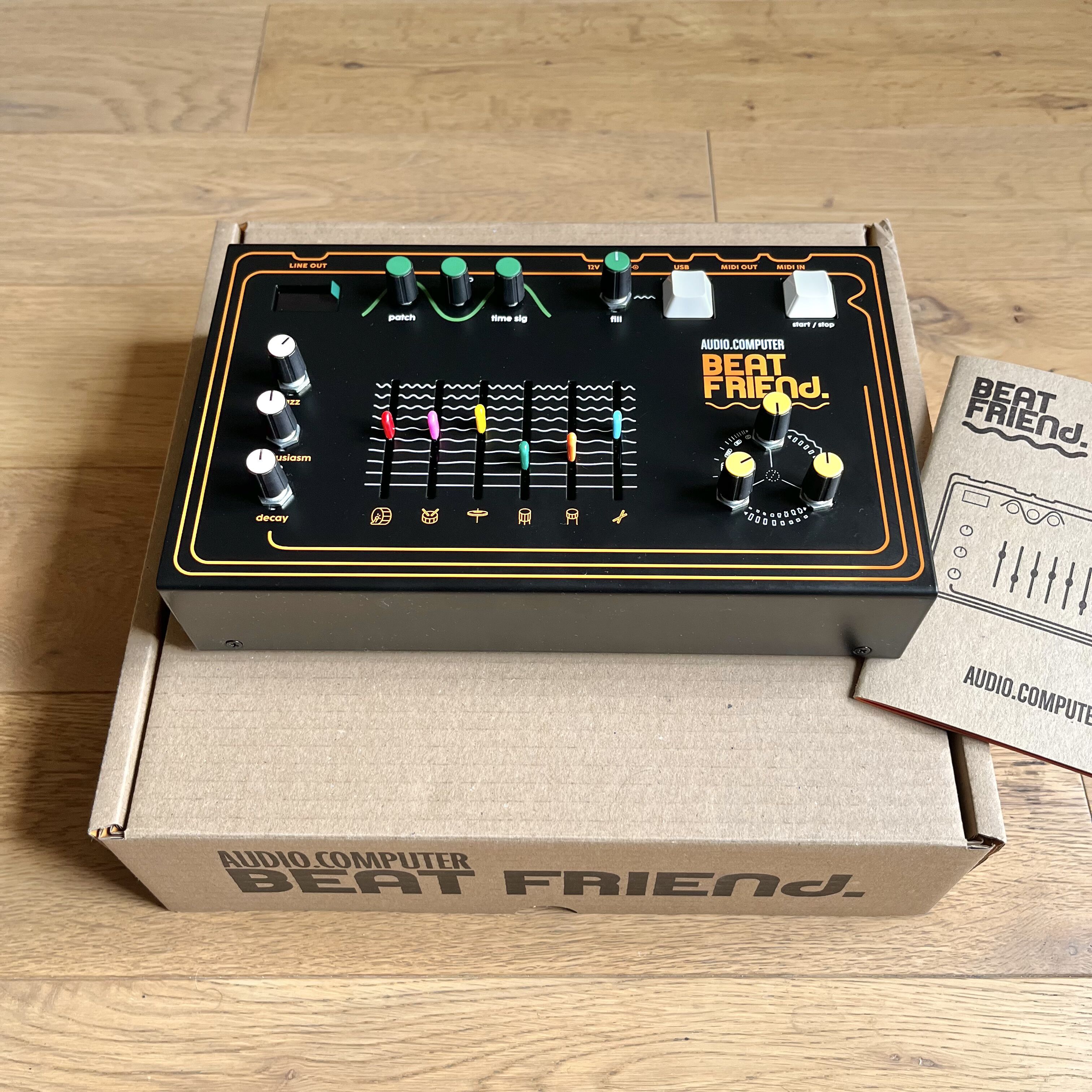 Audio Computer - BEAT FRIEND - Boite à Rythme Analogique (inspirée Roland CR-78)