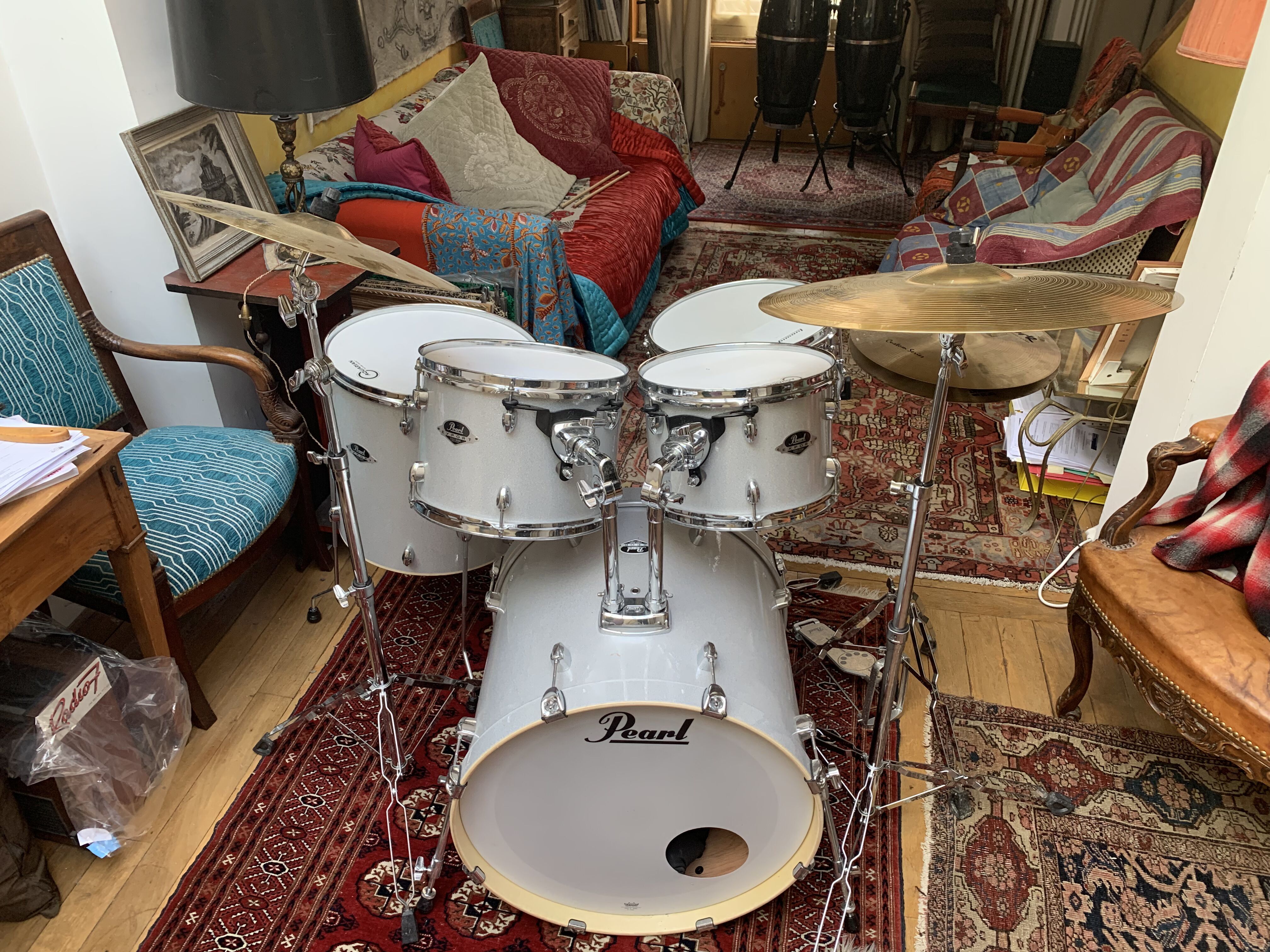 Vends batterie Pearl Export Arctic sparkle 