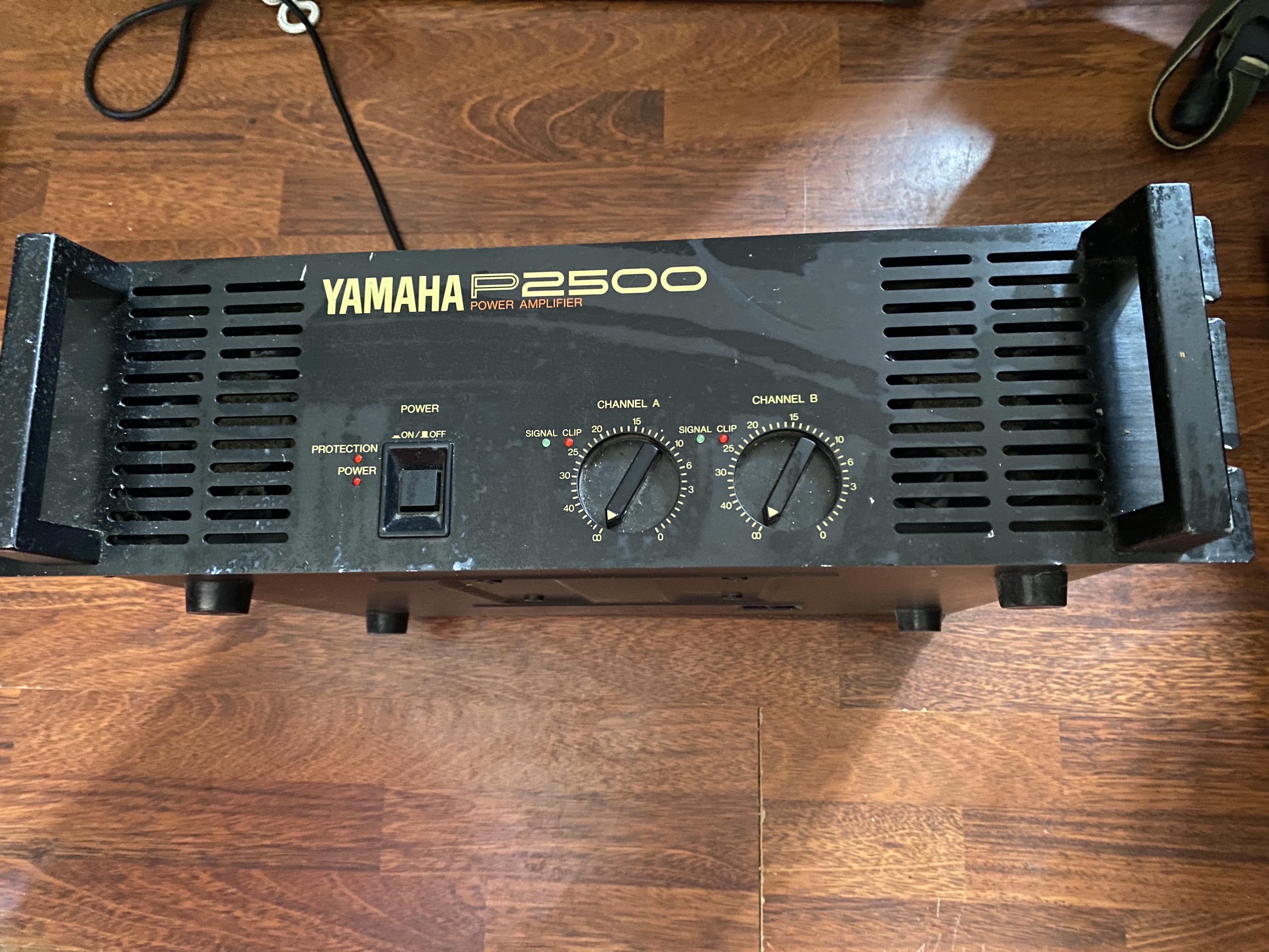 Vends Ampli Sono YAMAHA