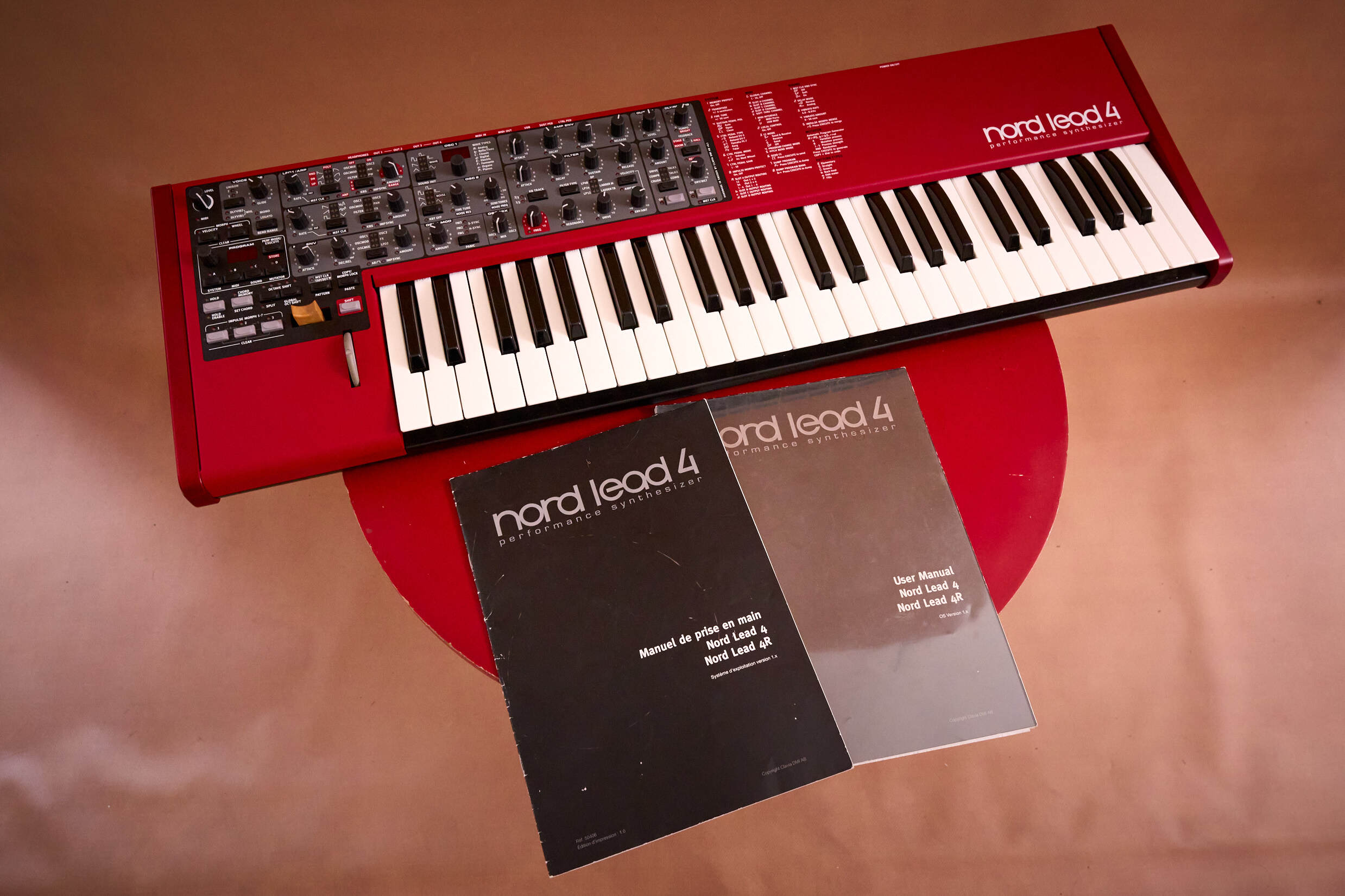 Vends NORD LEAD 4