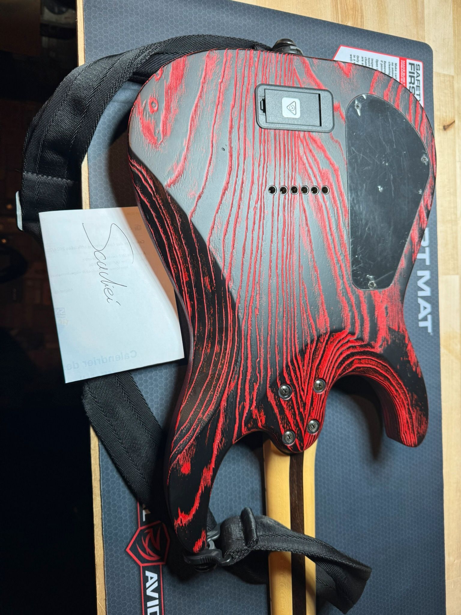 Jackson Pro Dinky DK Modern Ash HT6