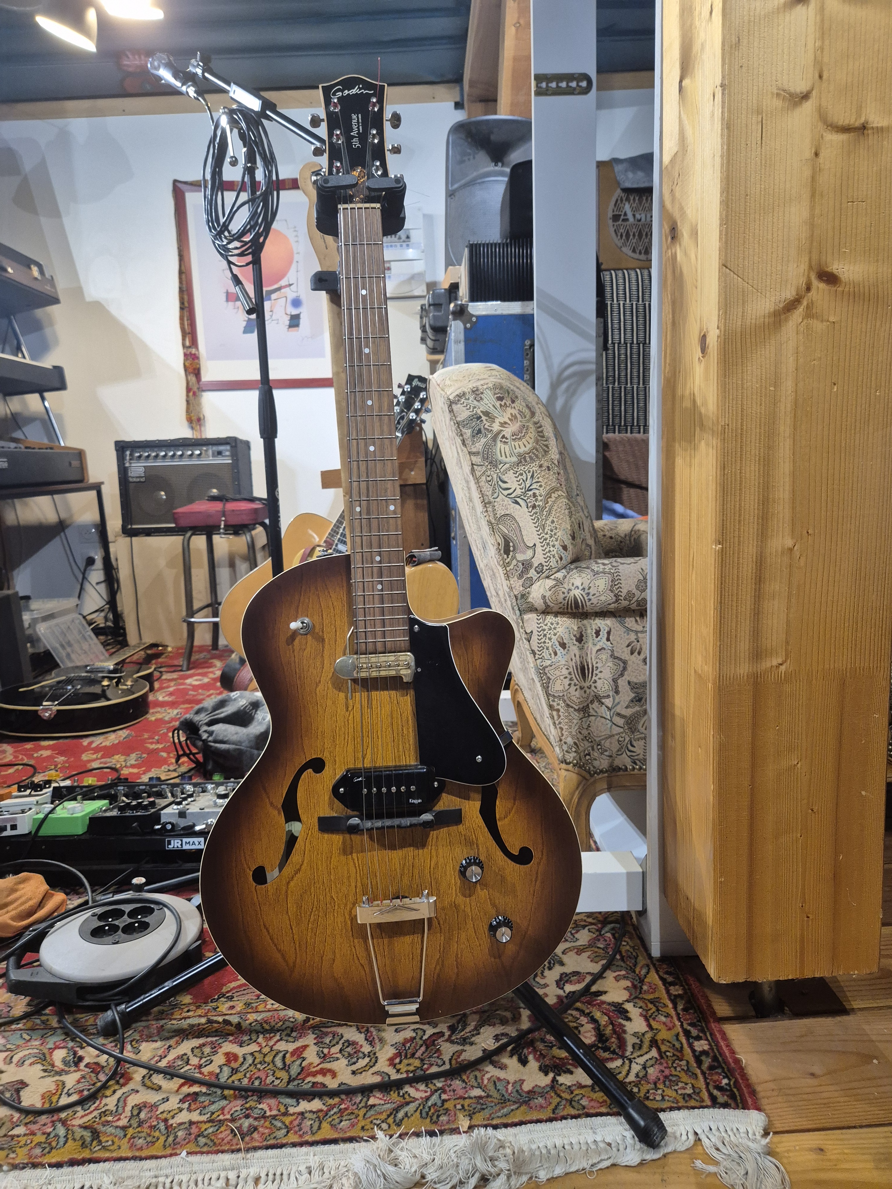 Godin 5th avenue CW Kingpin II upgrade micro manche