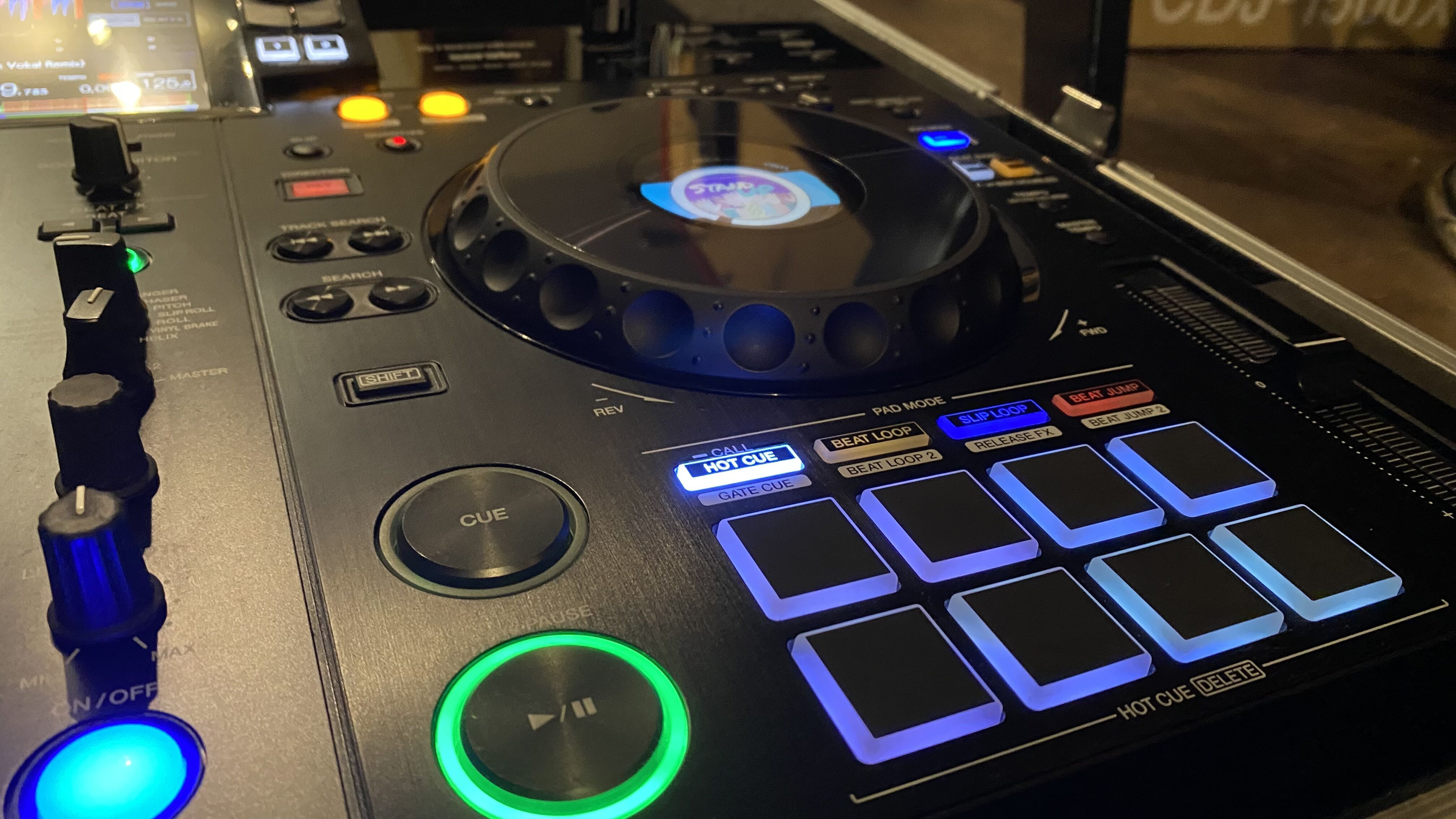 Pioneer XDJ-RX3 (37100)