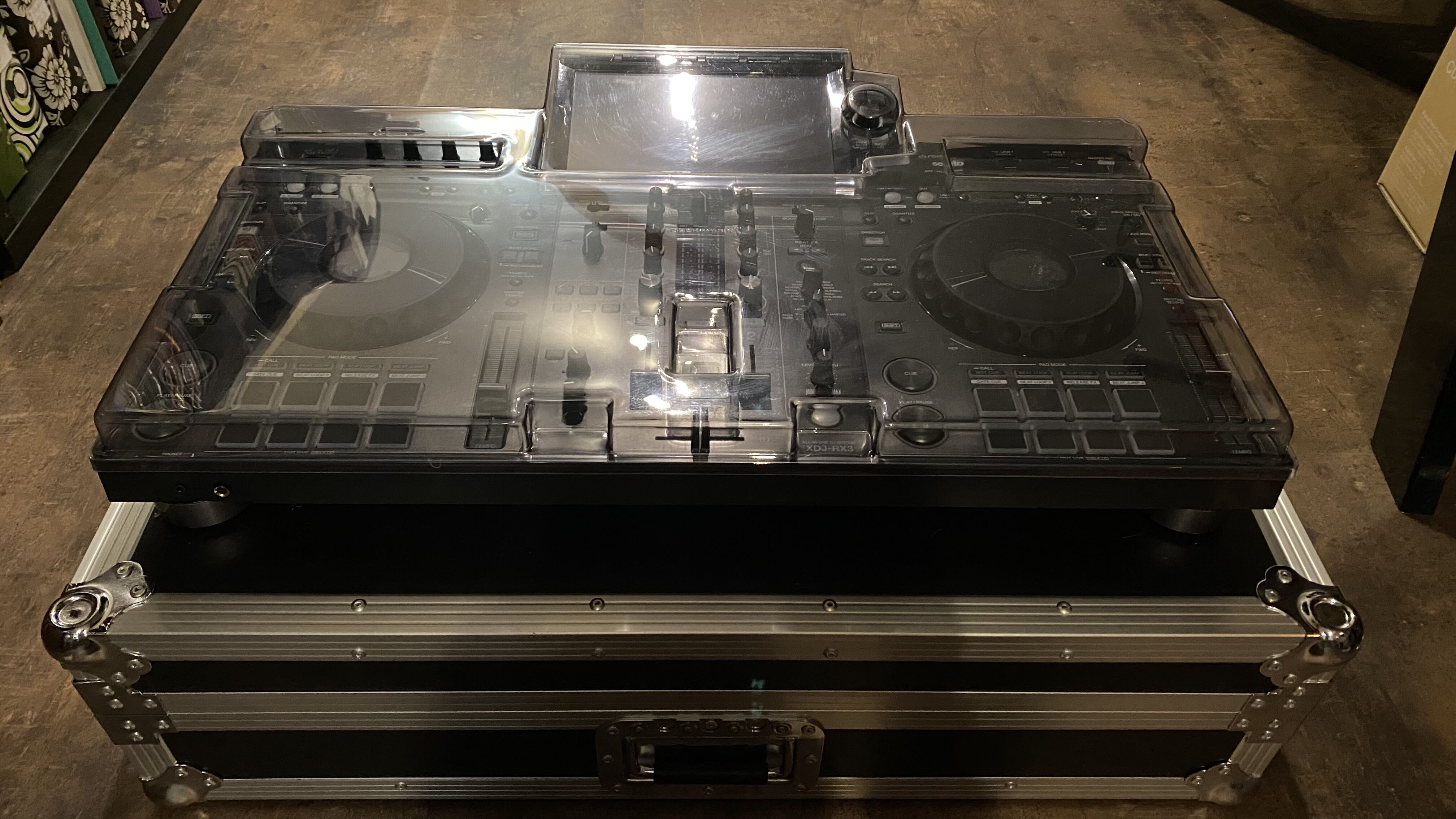 Pioneer XDJ-RX3 (16898)
