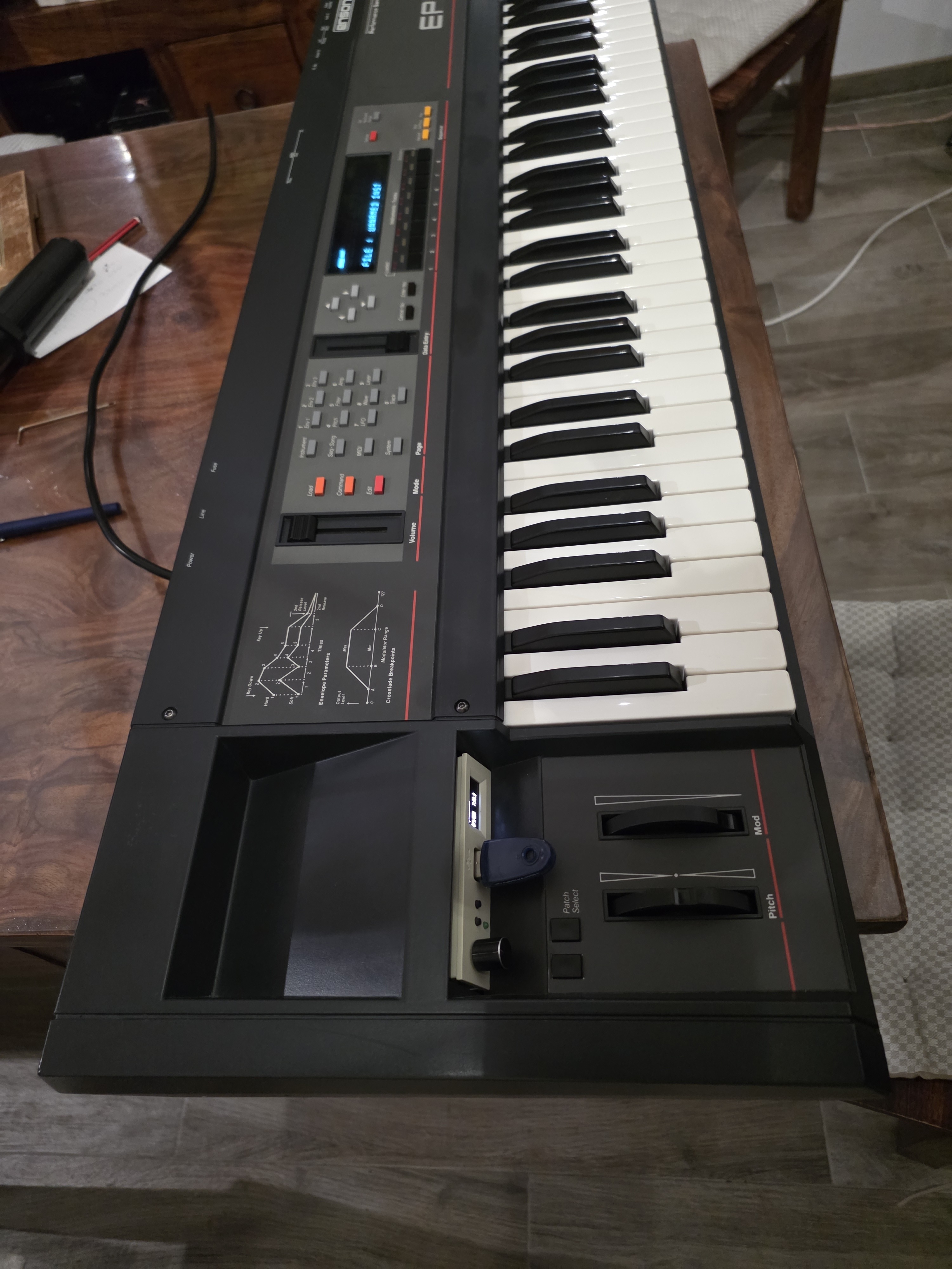 Ensoniq EPS (3501)