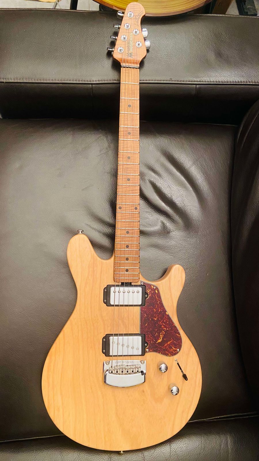Ernie Ball Music Man James Valentine Signature Tremolo 2018 - 2019 - Satin Natural