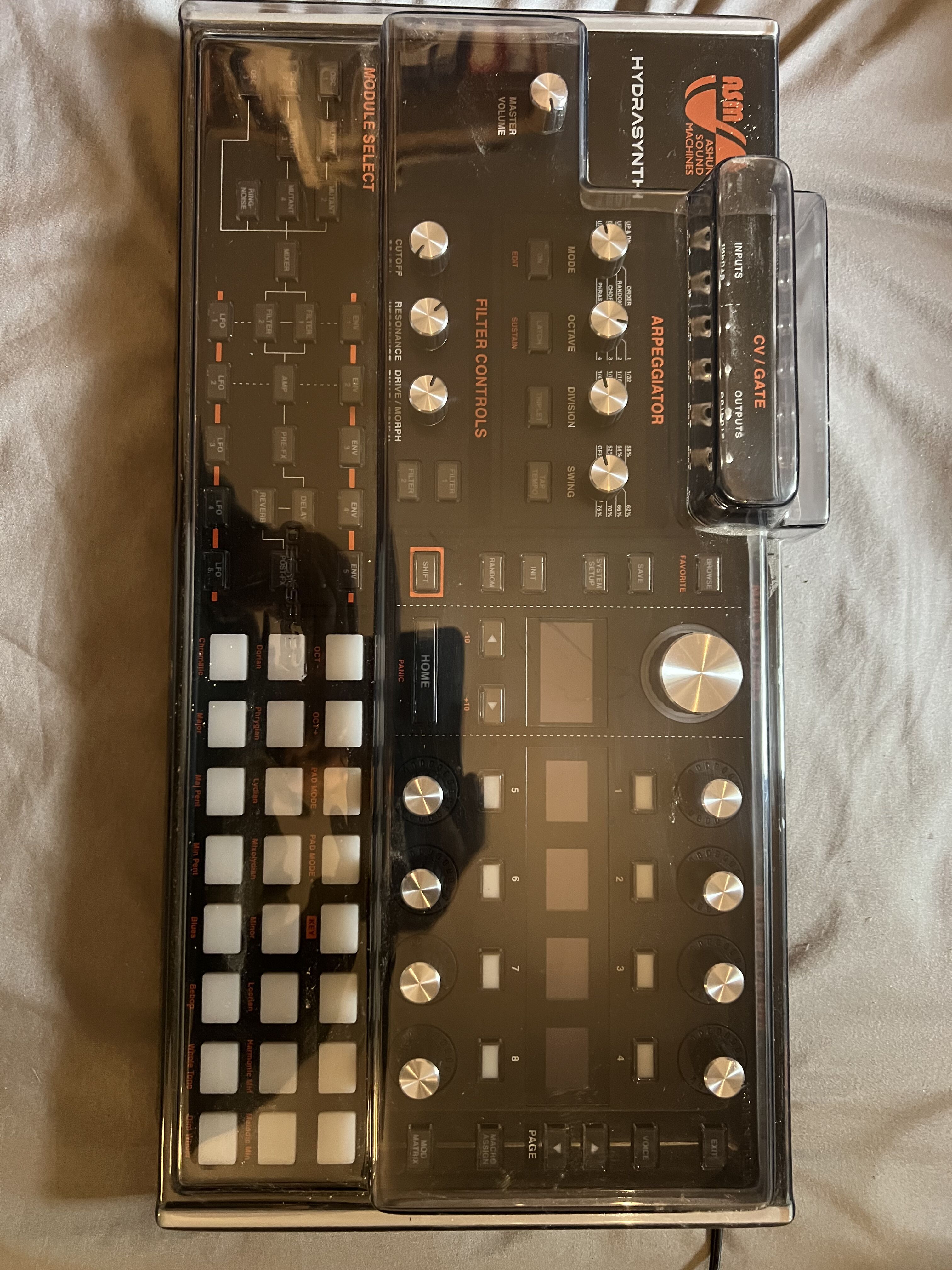 Vds ASM Hydrasynth comme neuf avec Decksaver