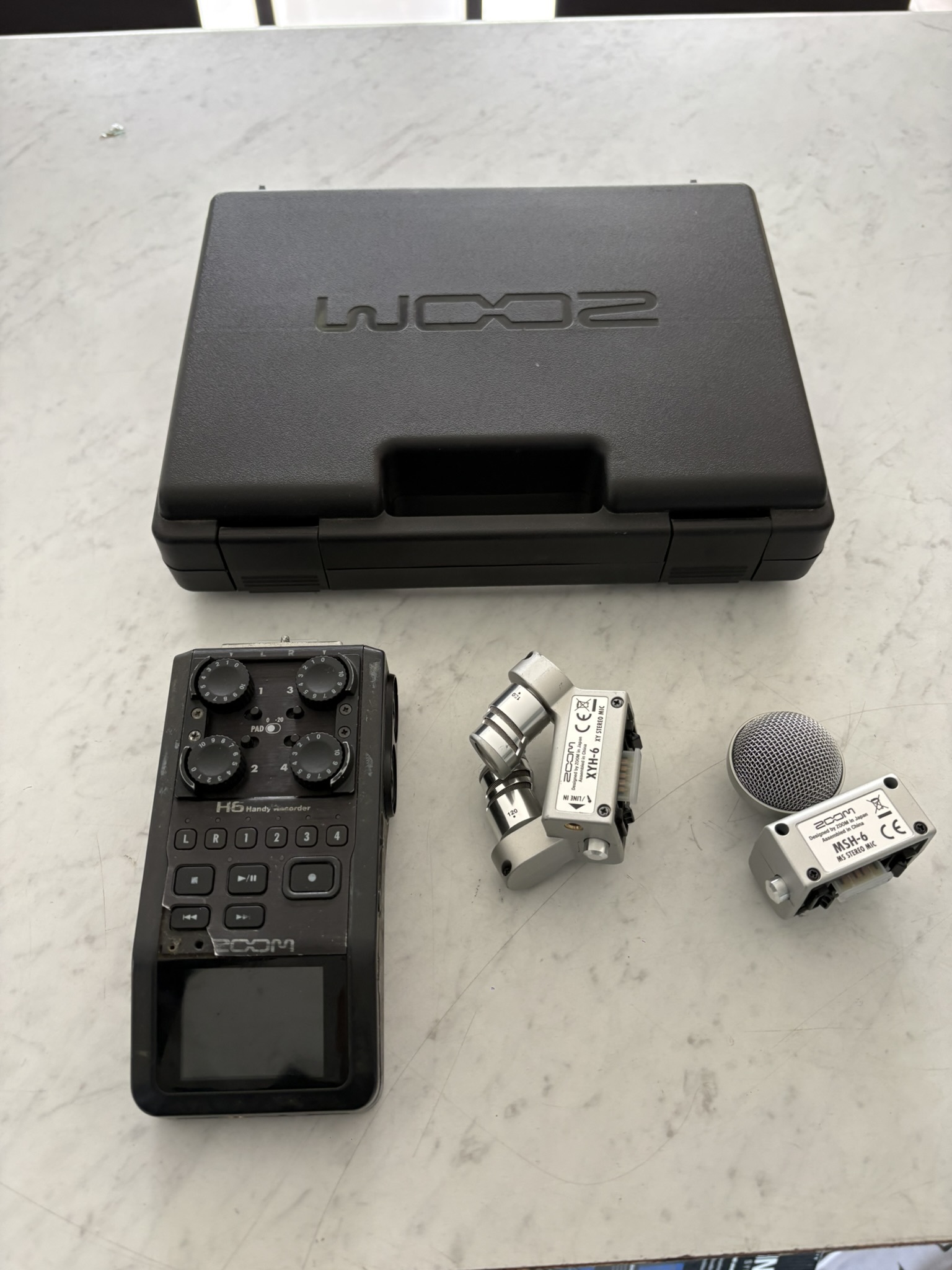 zoom H4