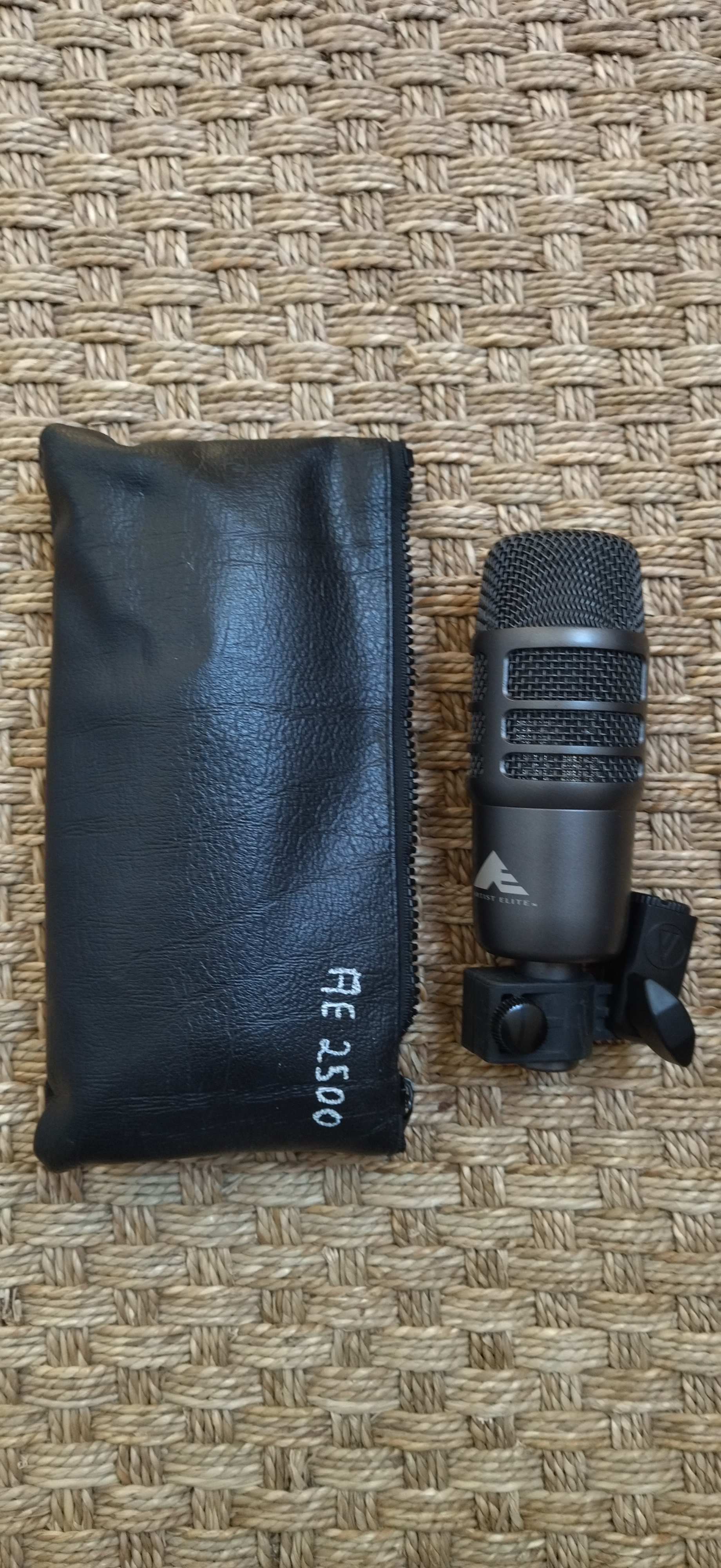 Audio-Technica AE2500