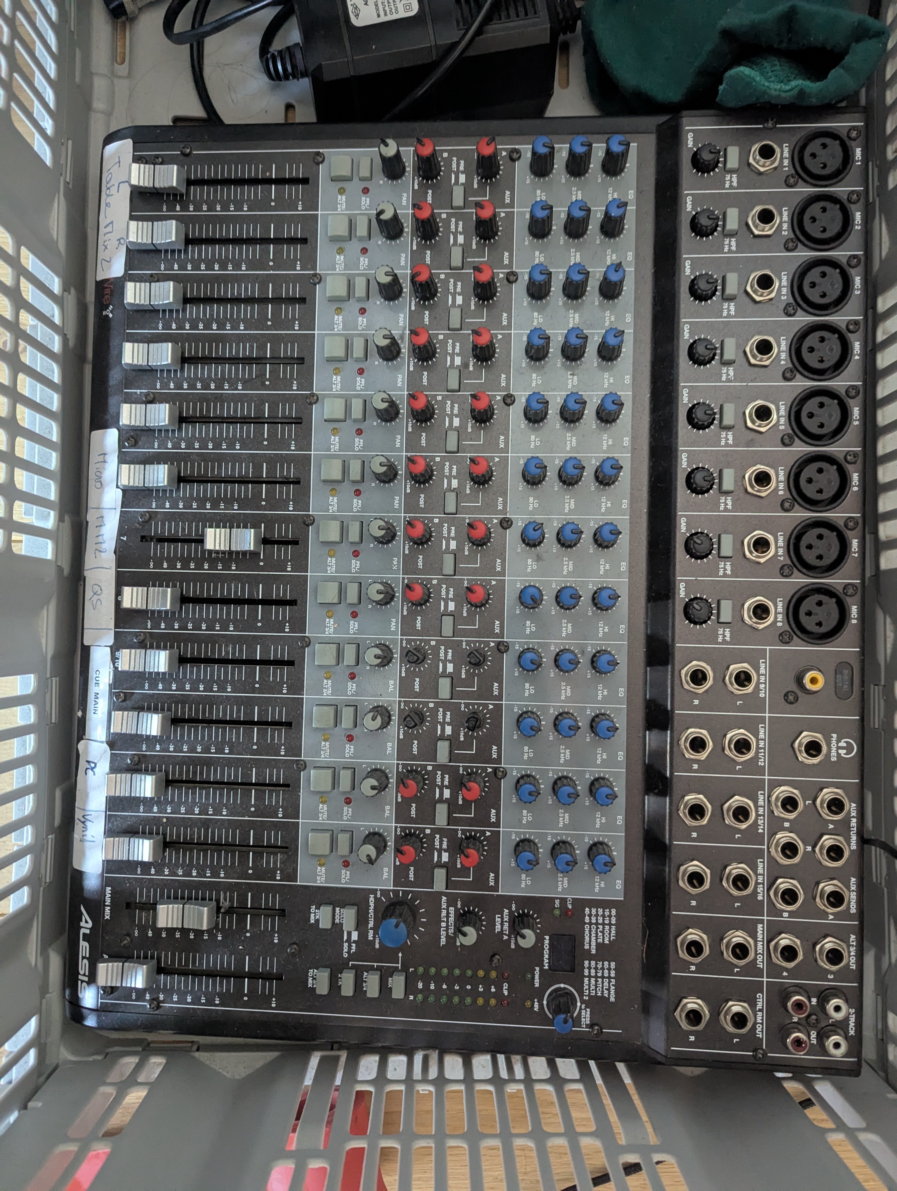 Vends Alesis MultiMix16 FireWire