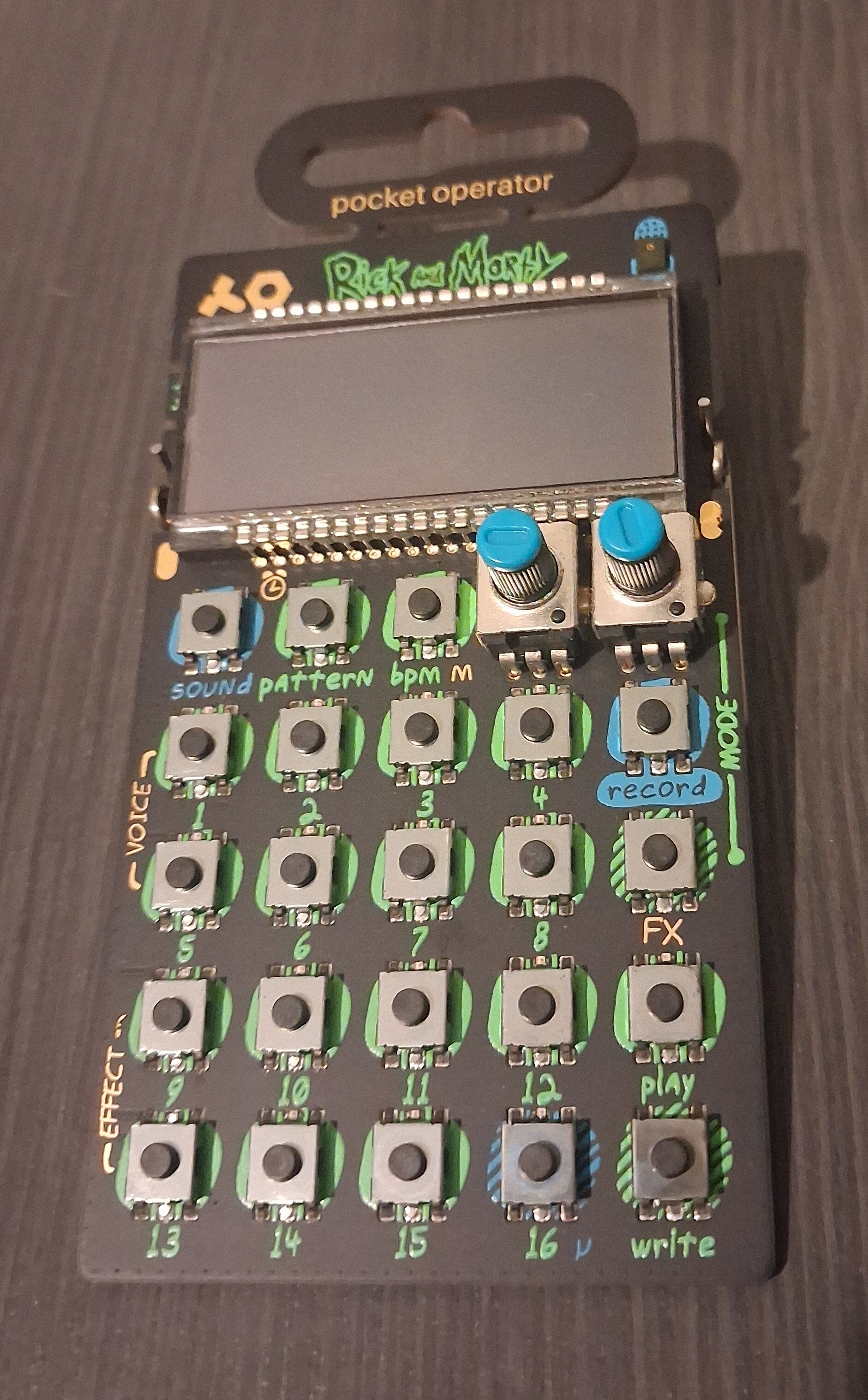 Teenage Engineering PO-137 Rick and Morty + CA-X – Neufs en boîte