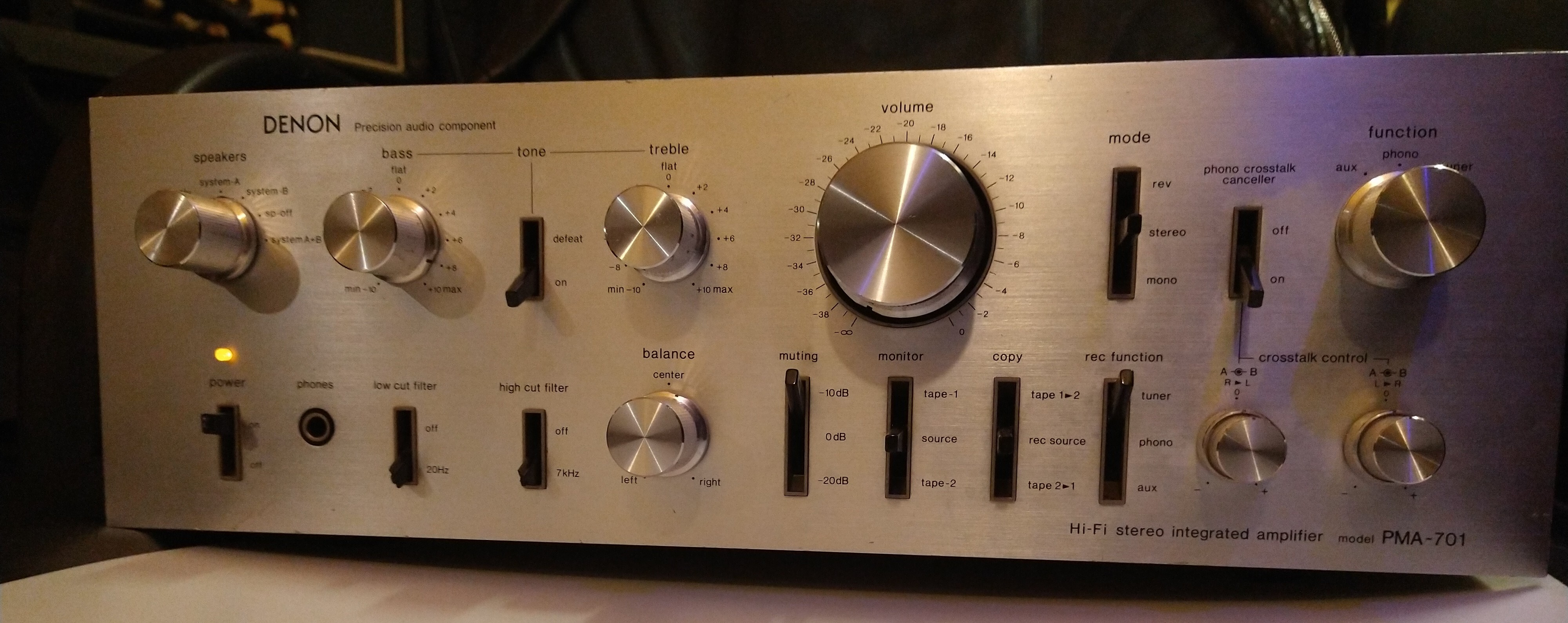 A vendre Denon PMA-701