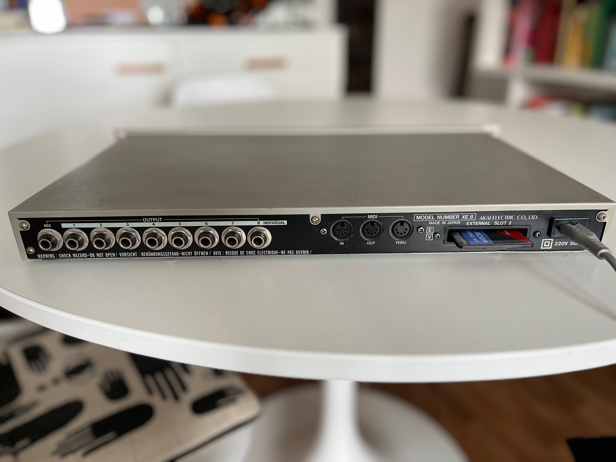 akai-professional-xe8-6780595