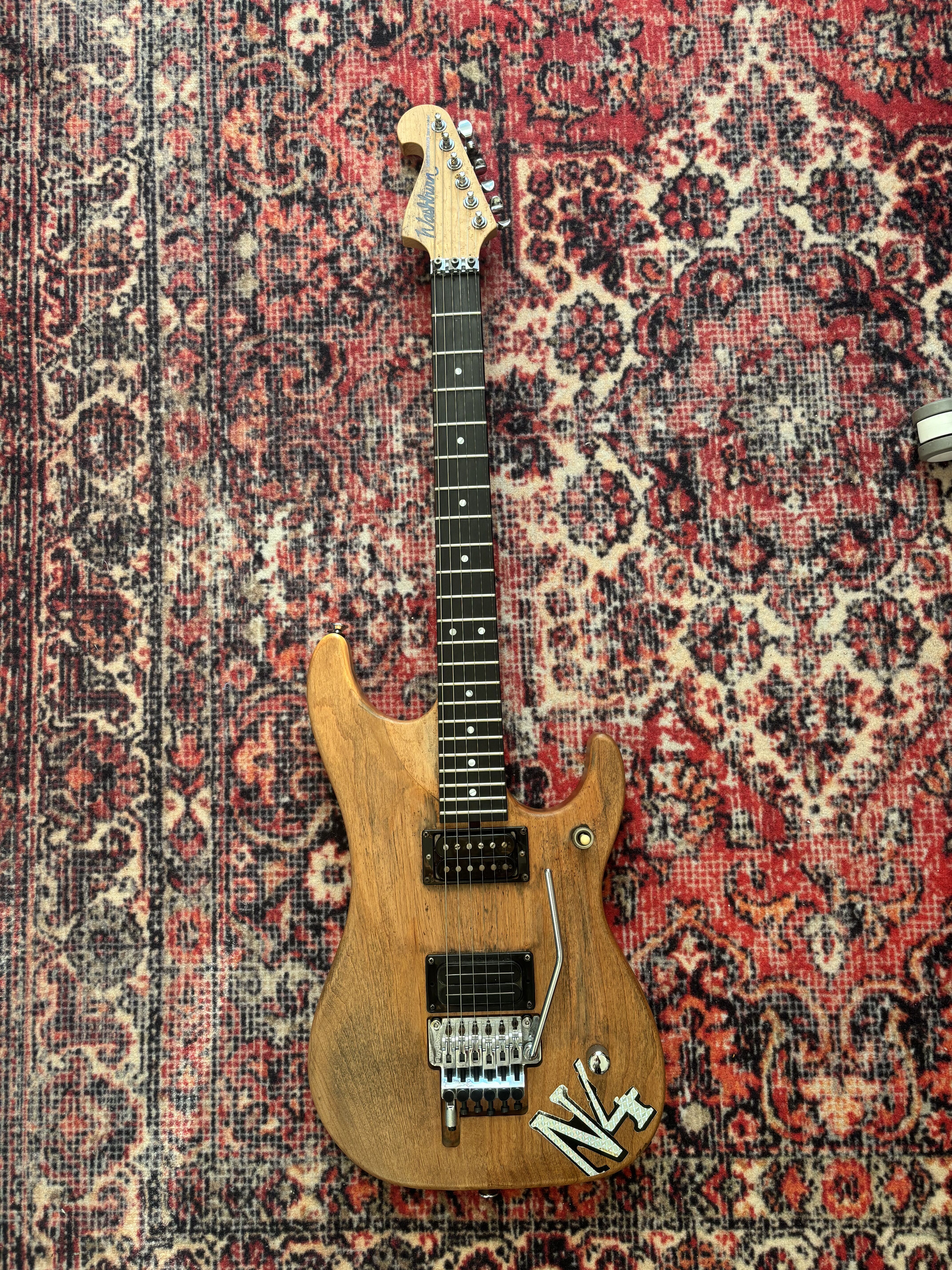 Washburn N4 Authentic USA – Nuno Bettencourt Signature – Made in USA – Original Hard Case