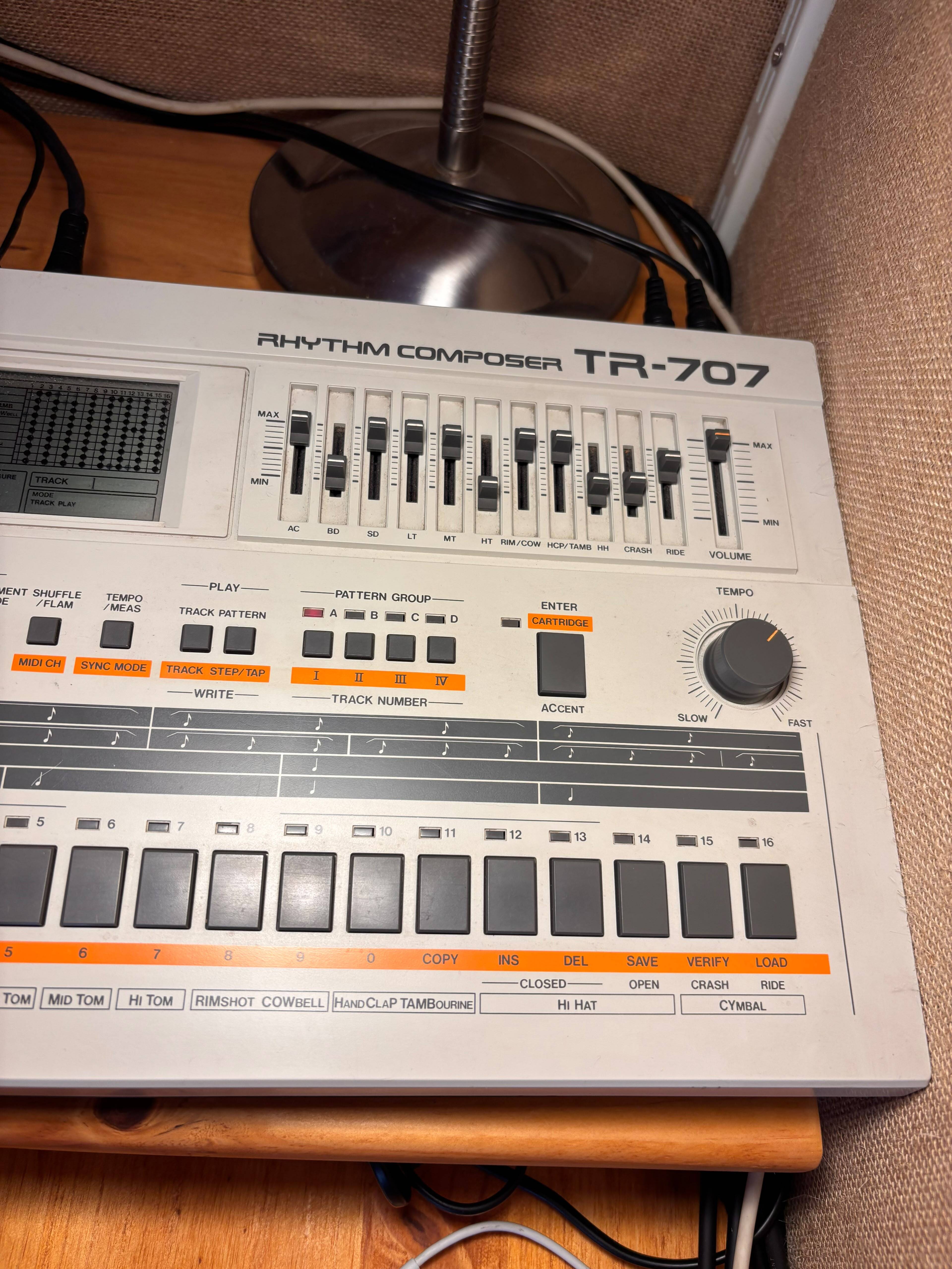 Roland TR-707 (71563)