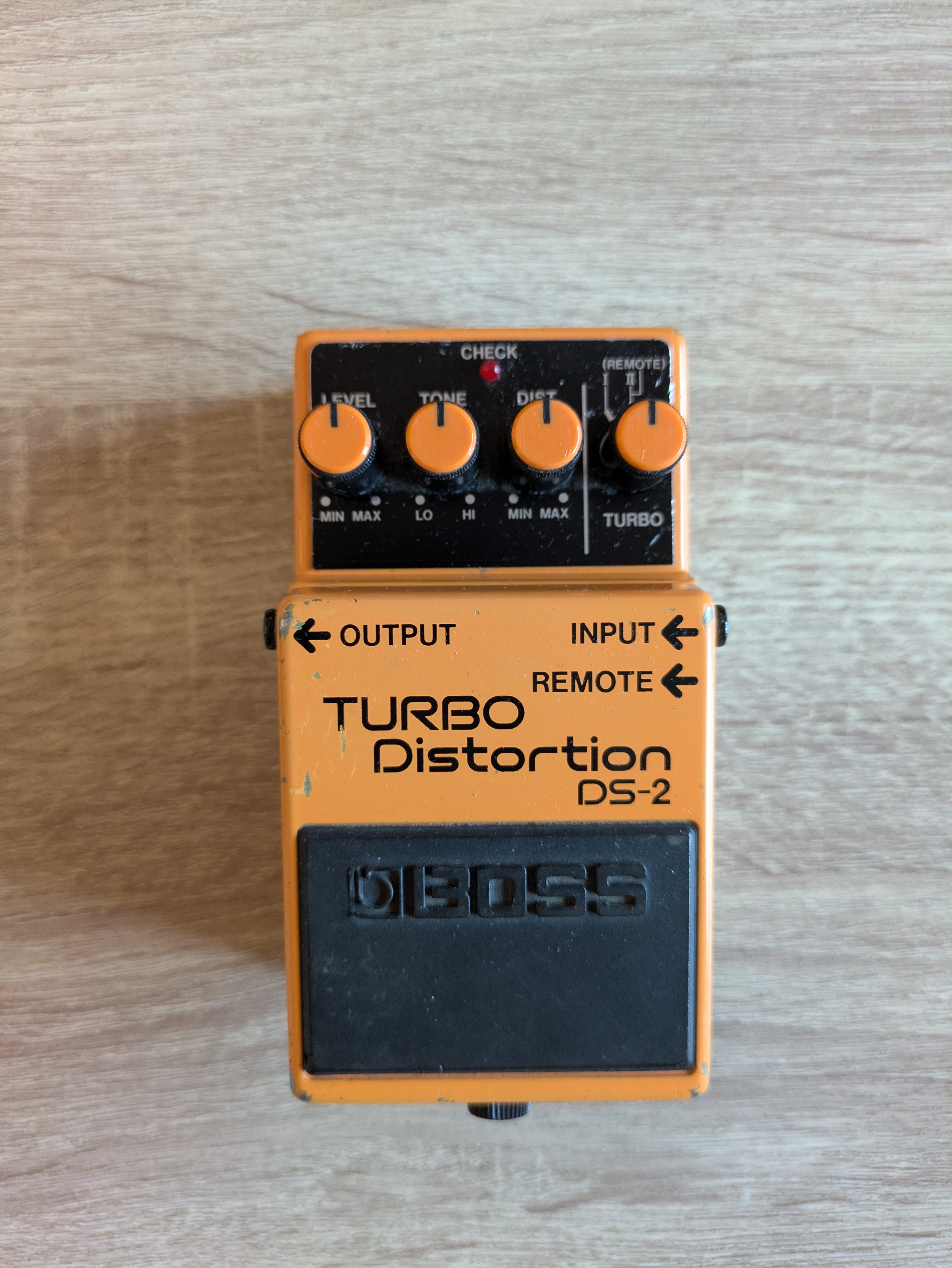 Vends Boss DS-2 Turbo distortion