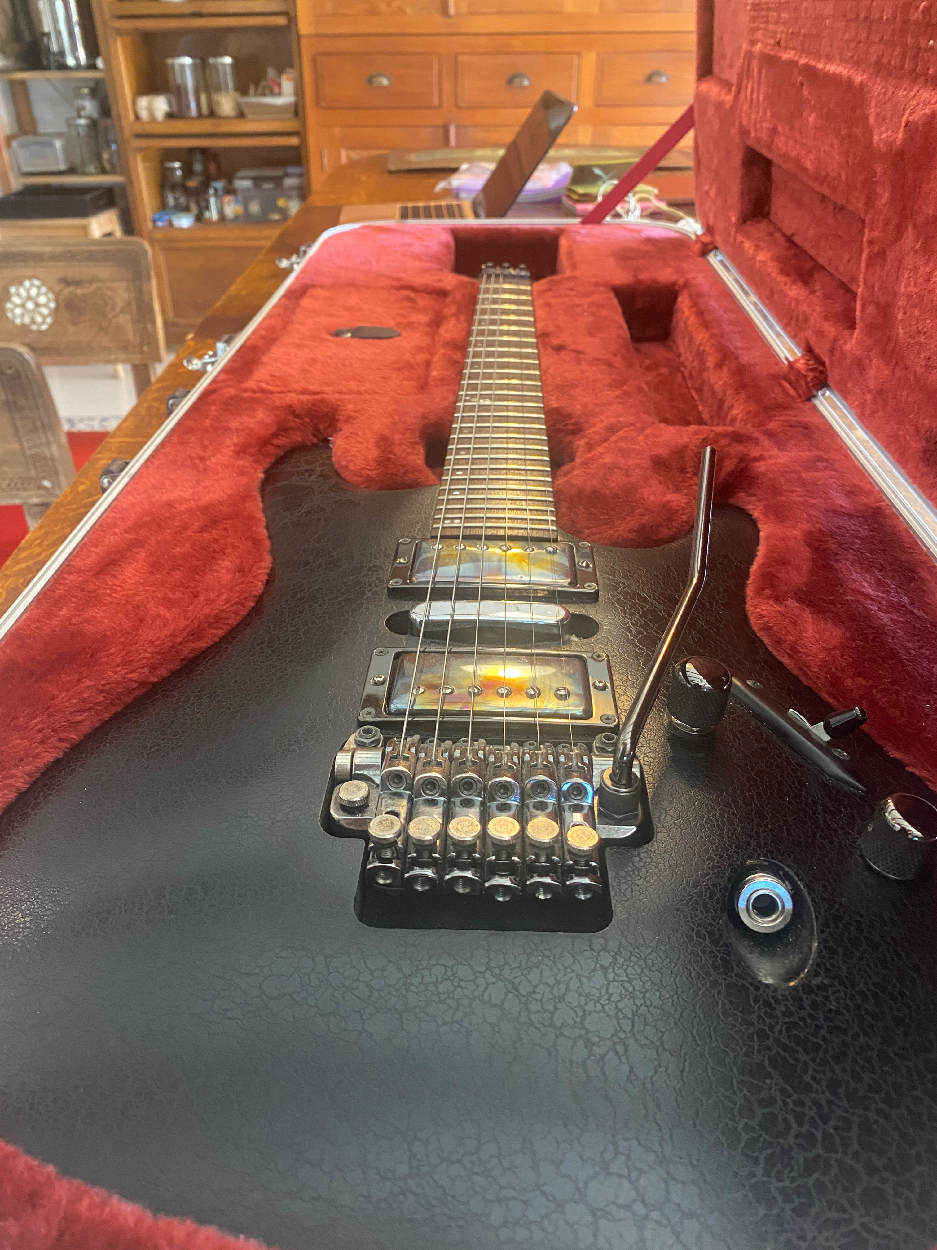 Ibanez prestige s5470 bbk upgradée