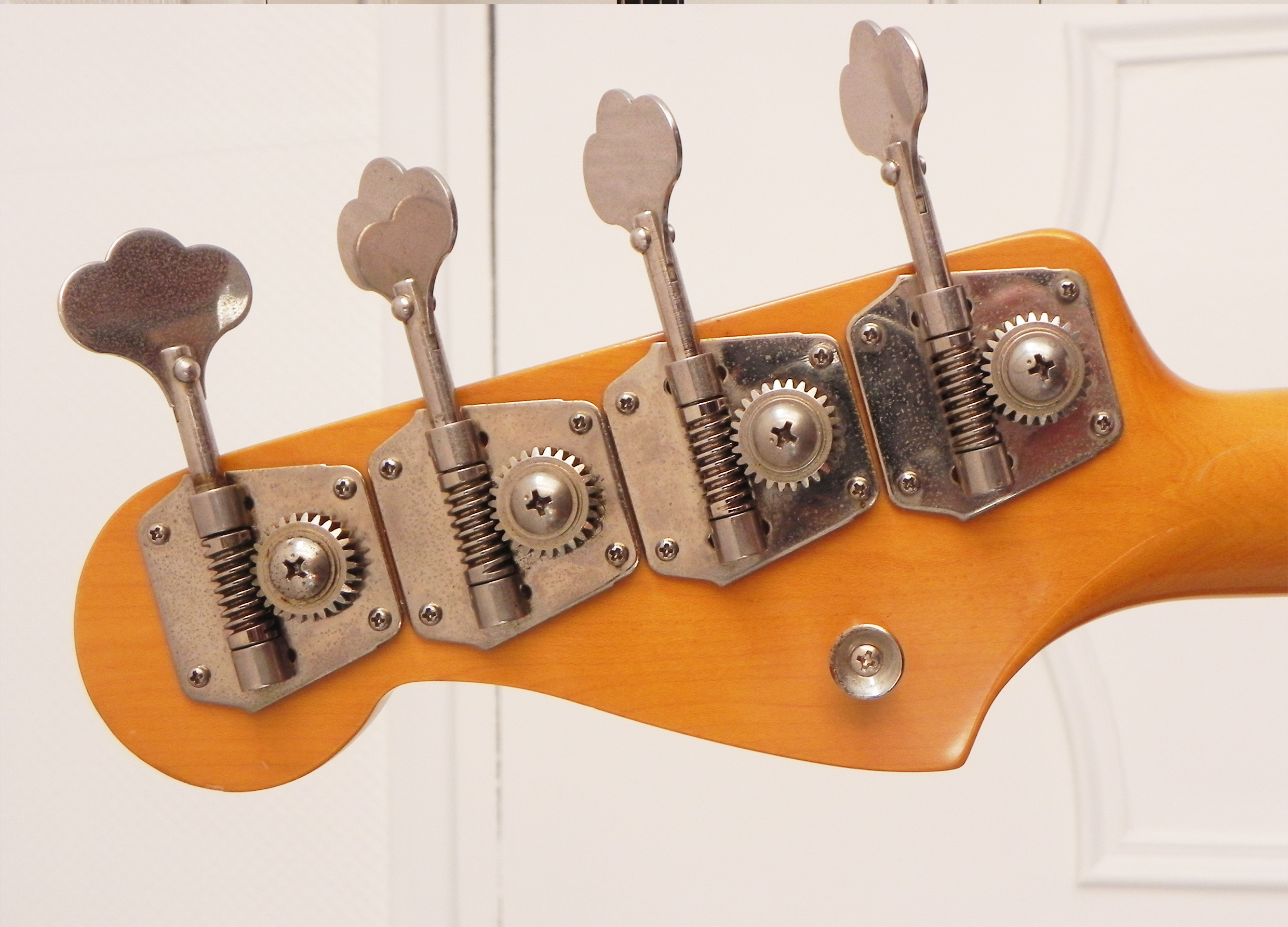 fender tete