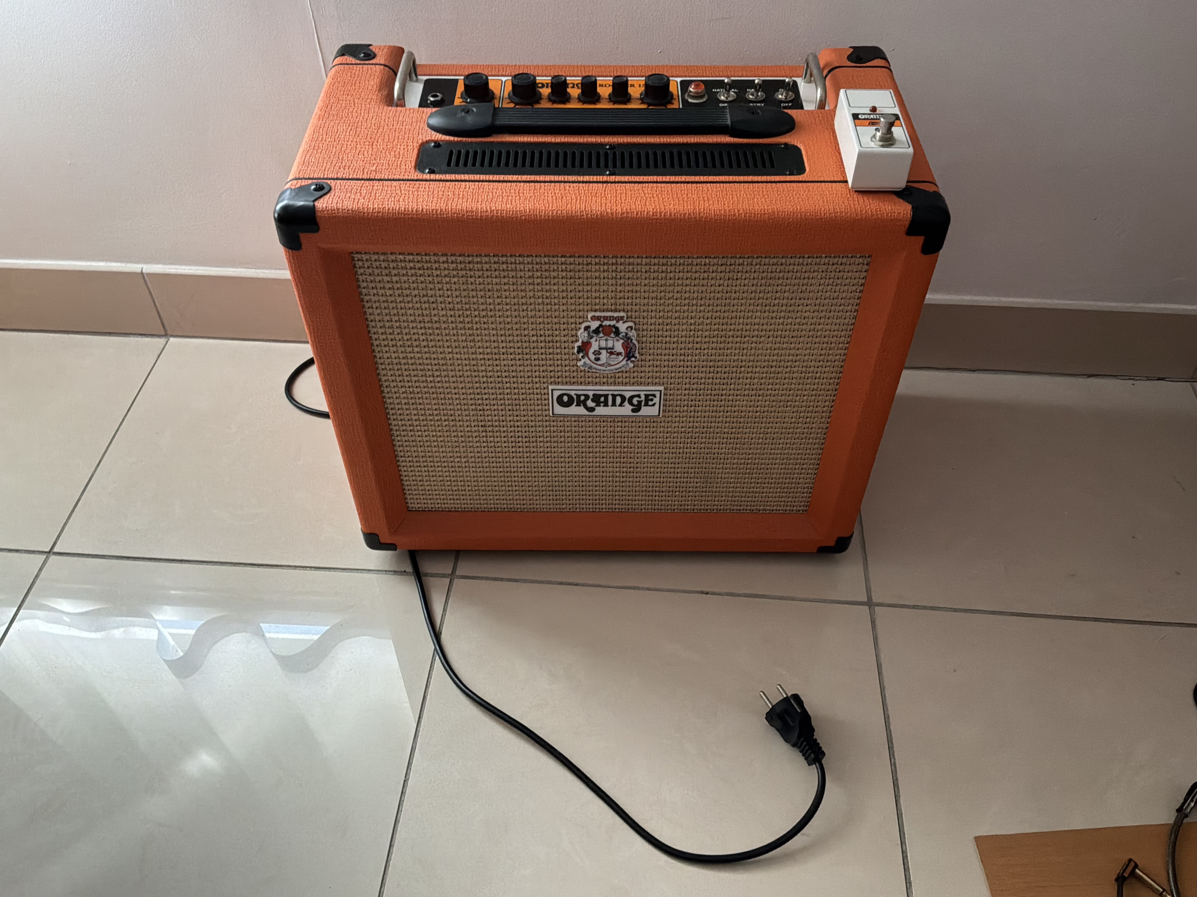 Ampli orange rocker 15