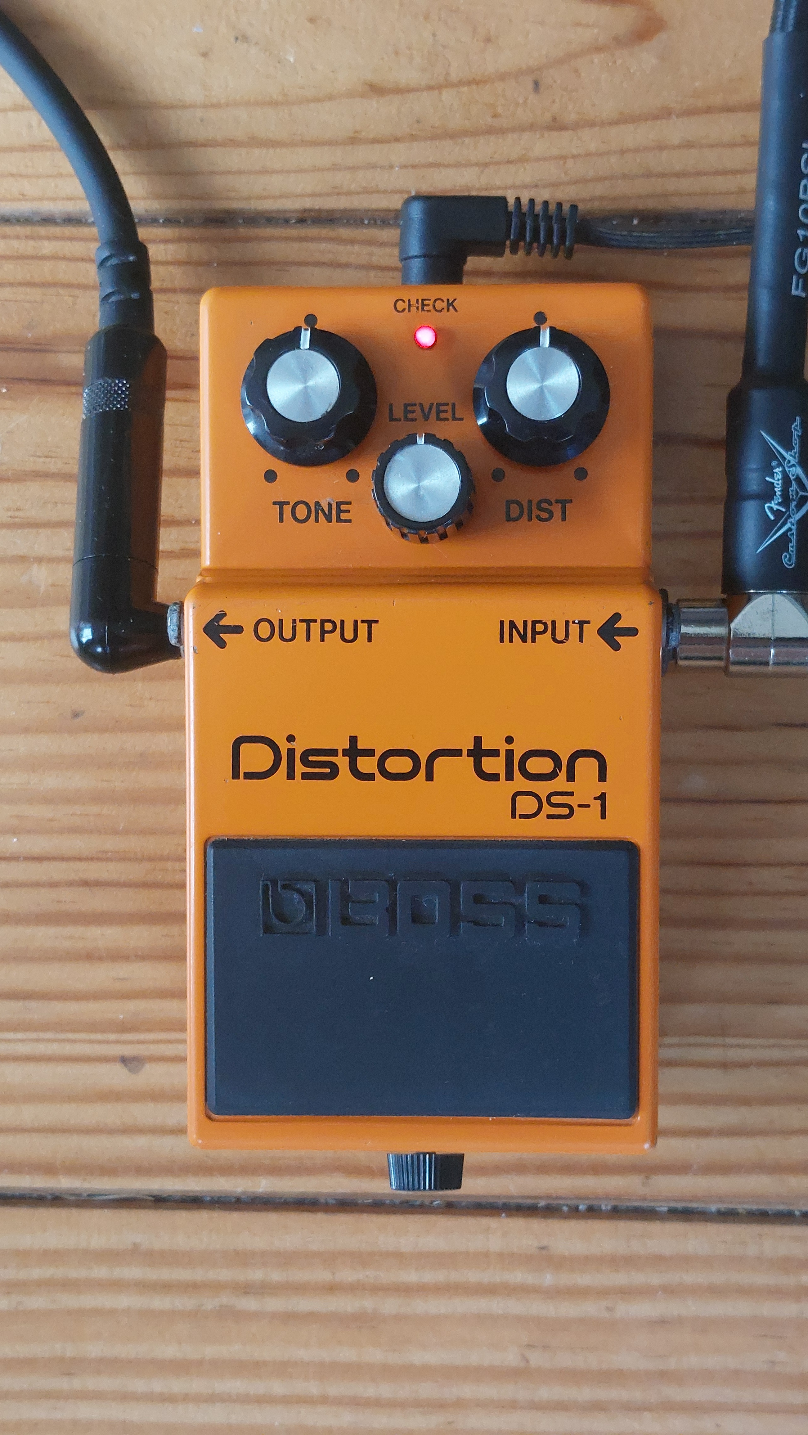 Boss DS-1 Distortion - 2005 Taiwan - Circuit Through Hole