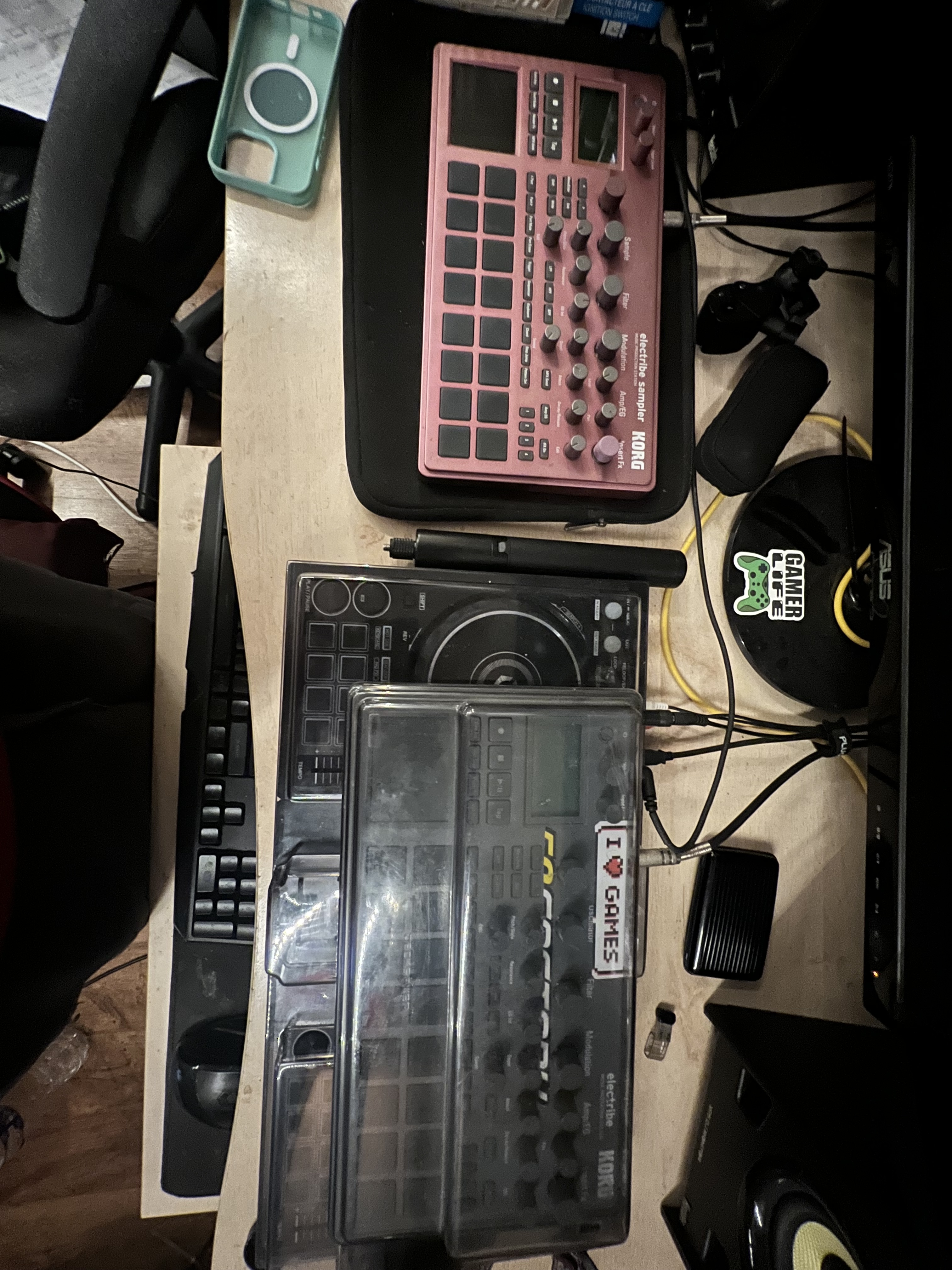 Lot Electribe (2 + sampler)