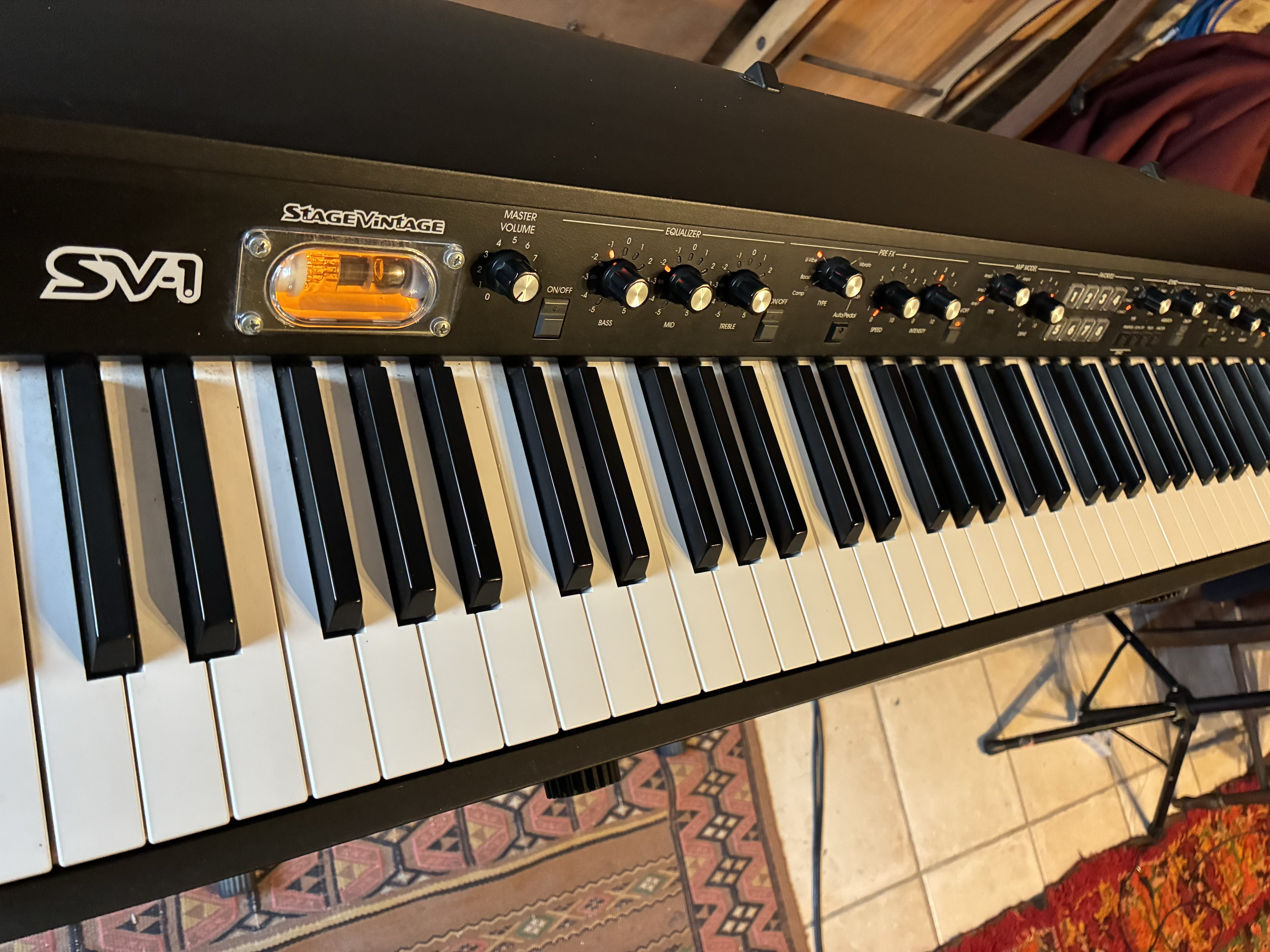 Vends Korg SV-1 88