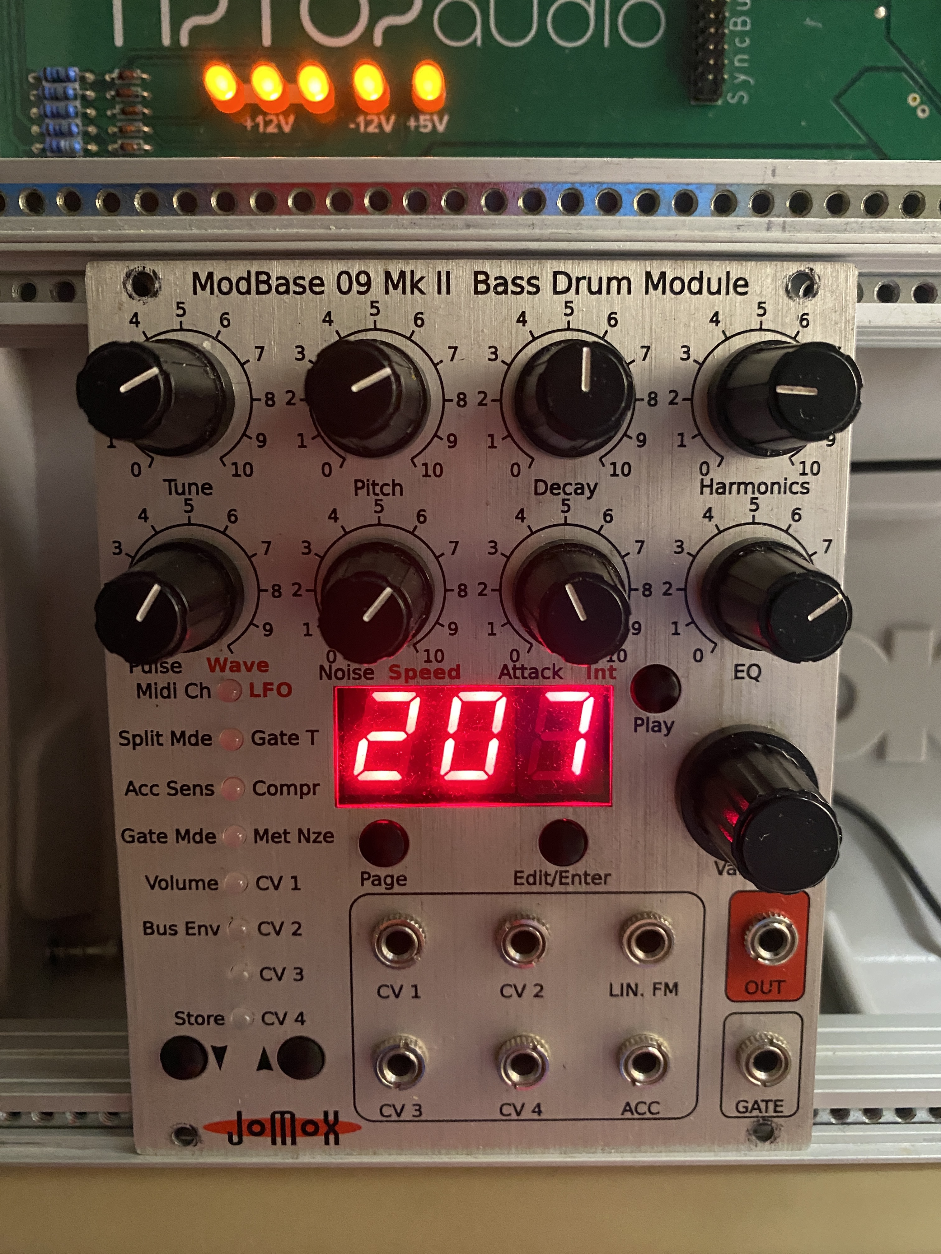 JOMOX MODBASE 09 MKII – Kick analogique Eurorack – État neuf