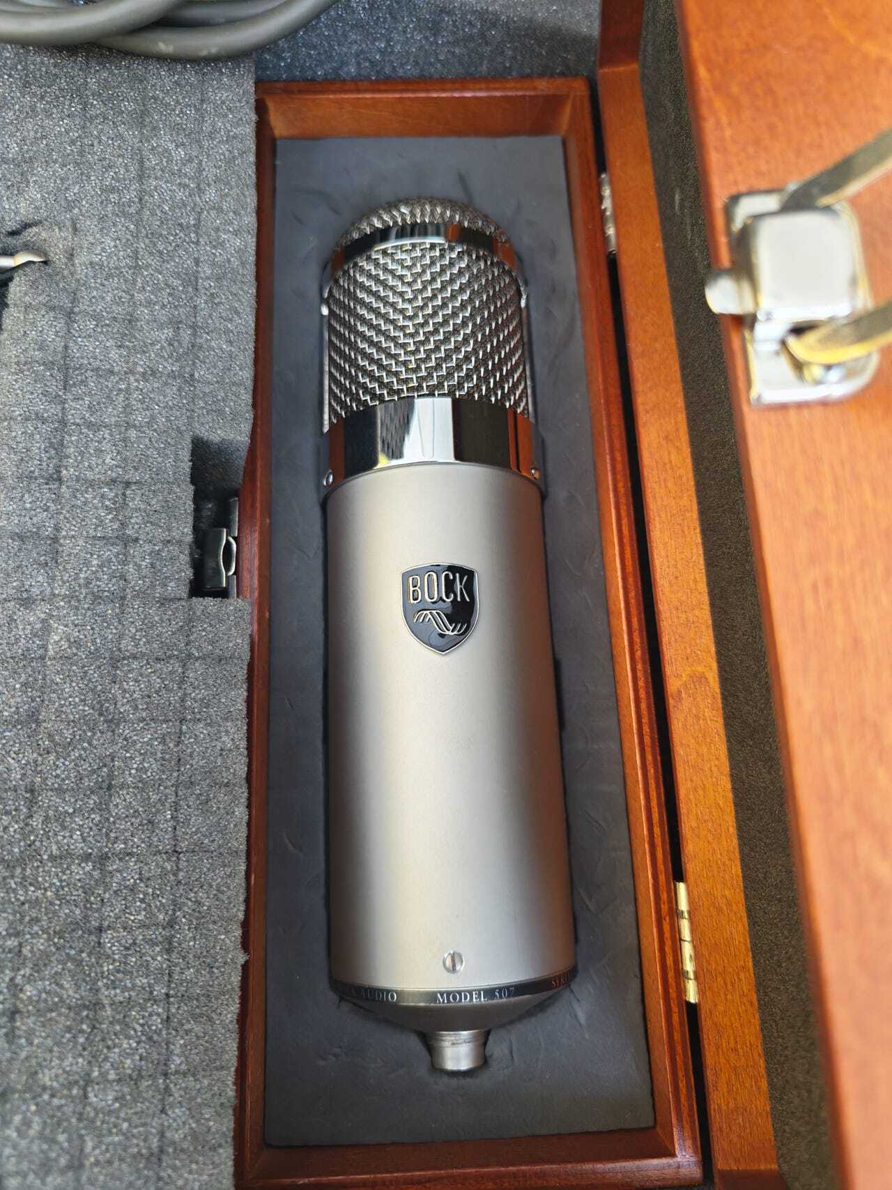 Microphone à condensateur à lampe Bock Audio 507 (« 5-ZERO-7 ») avec lampe NOS Telefunken