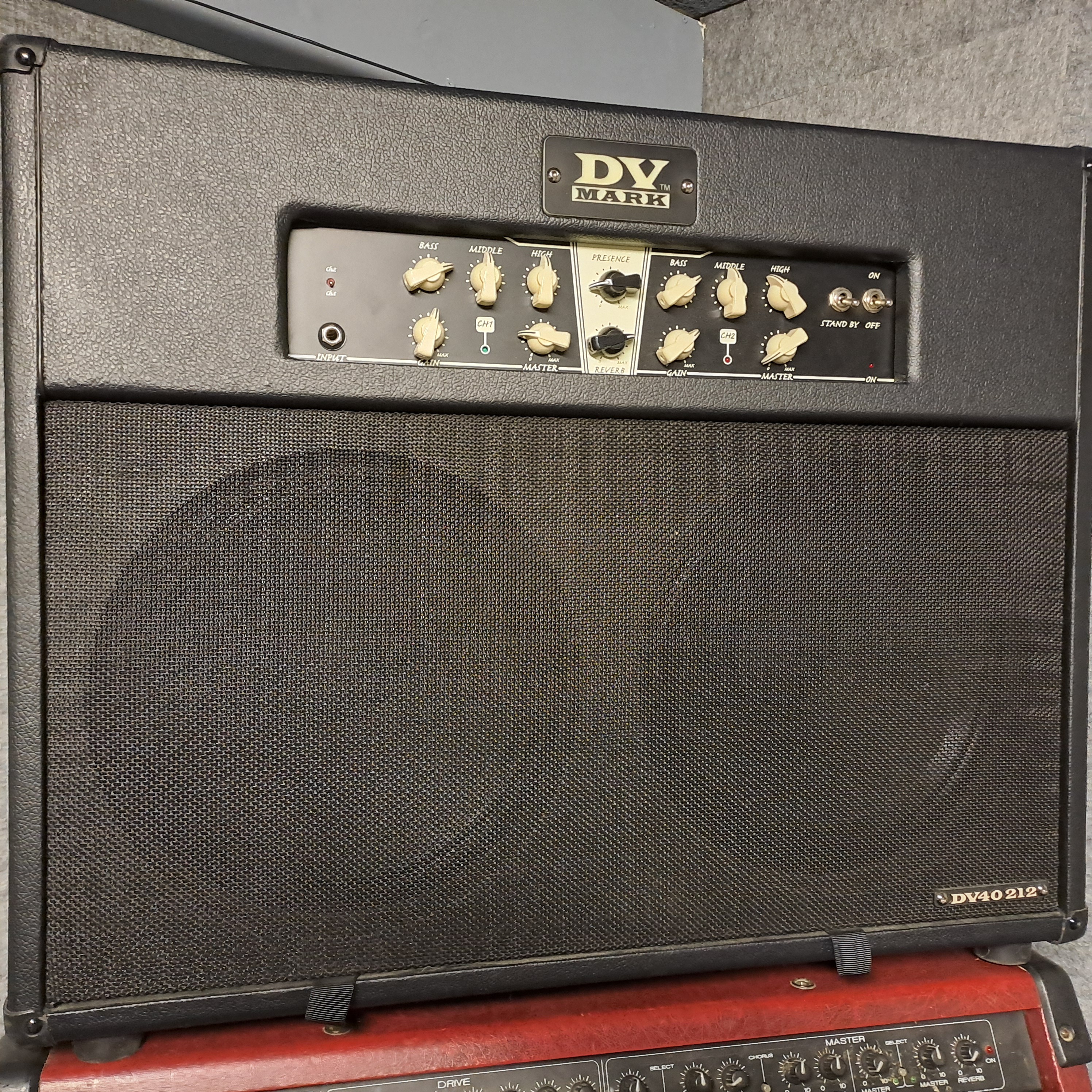 AMPLI DV MARK 40-212