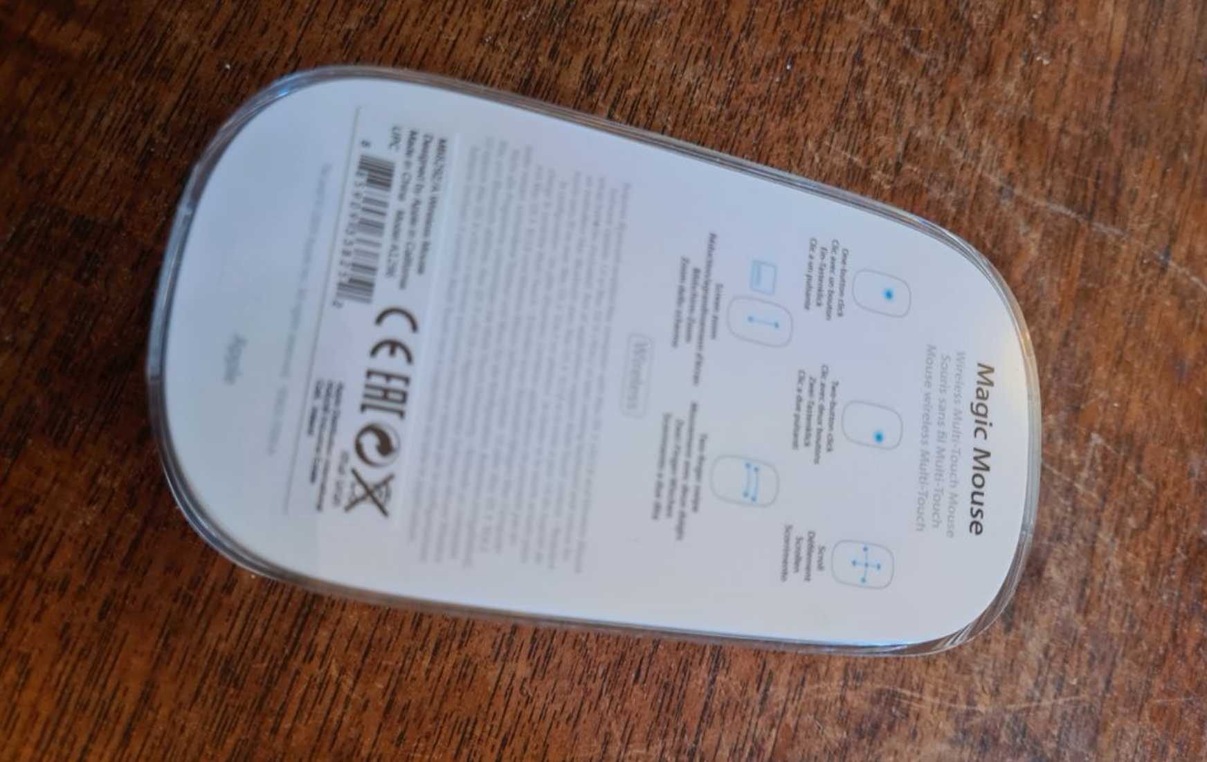 ​Apple Magic Mouse (A1296) - NEUVE / Boîte scellée d'origine