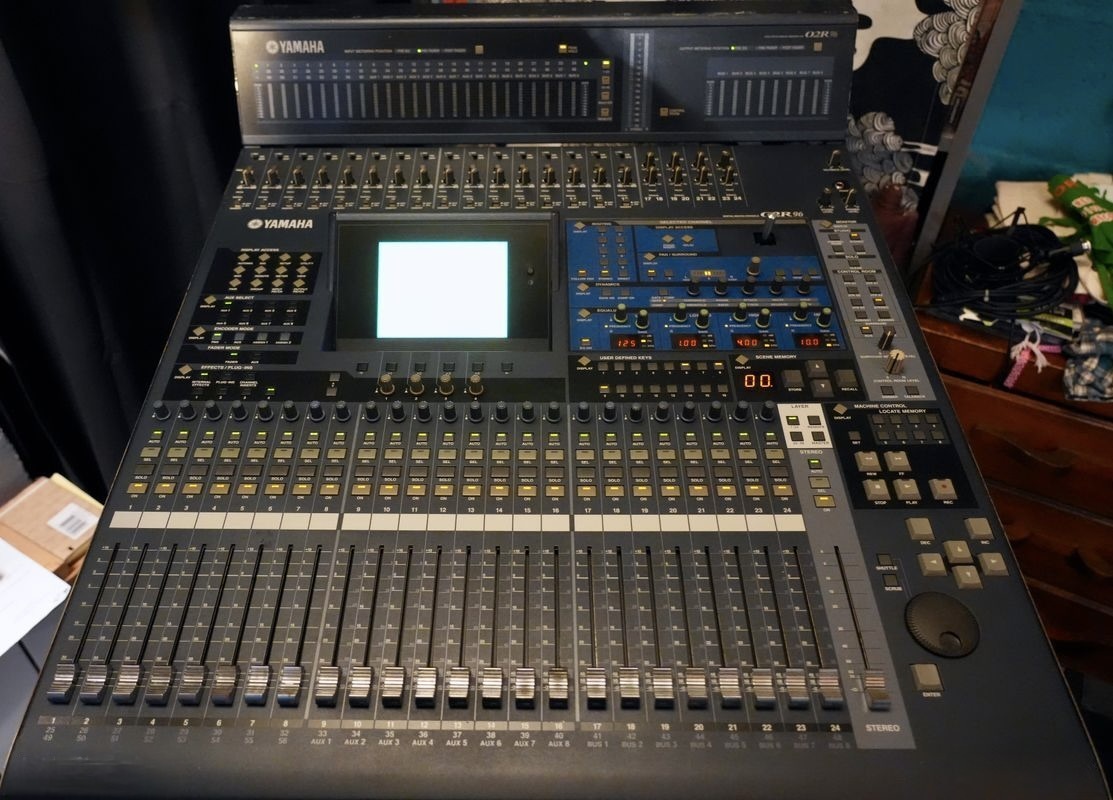 Yamaha 02R96 V2 (13706)