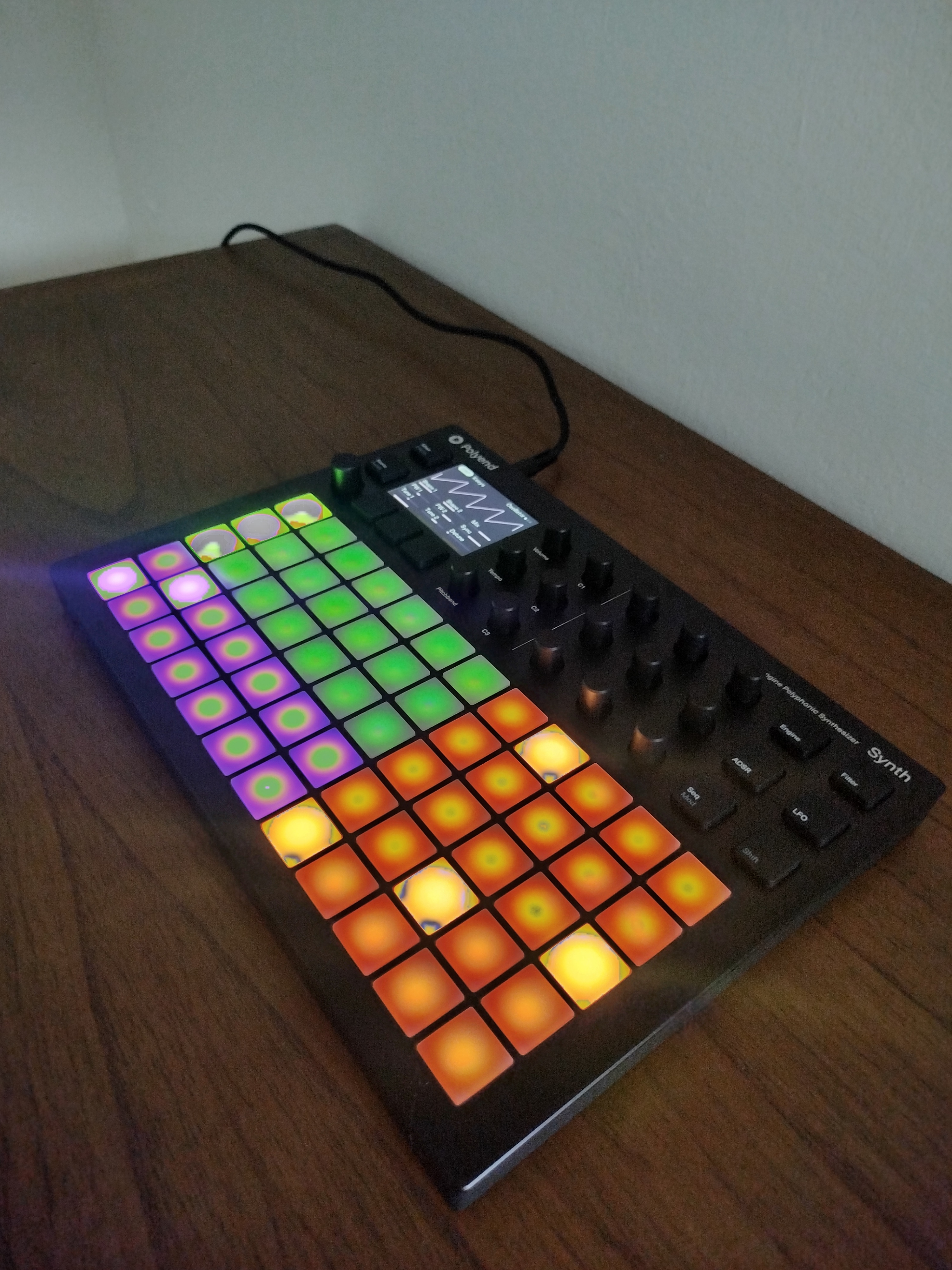 Polyend Synth comme neuf (avec facture début 2026)