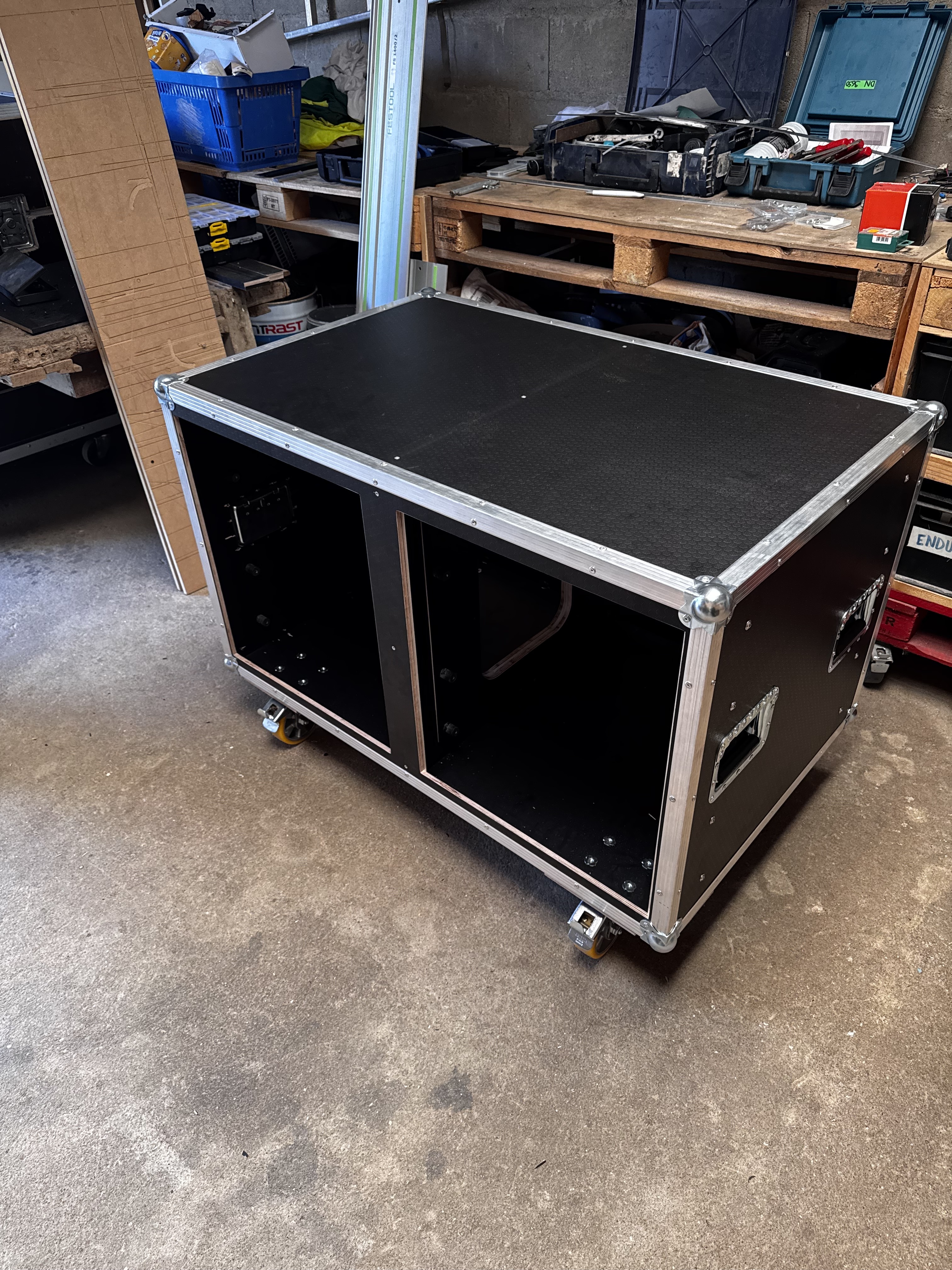 Flight cases No Name