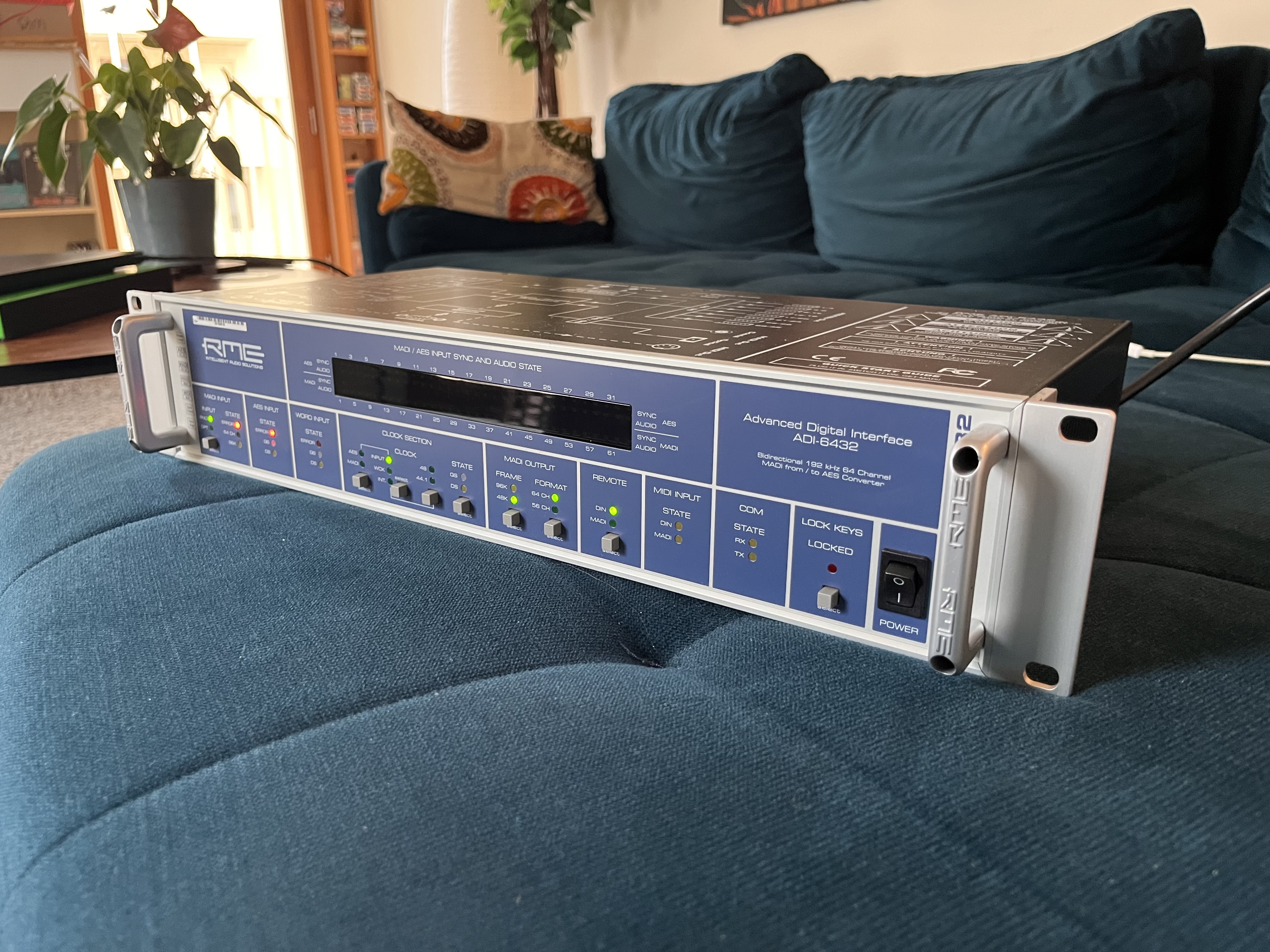 RME ADI-6432 – Convertisseur AES3 ⇄ MADI 64 canaux, 24 bits / jusqu'à 192 kHz, Word Clock – Rack 19" 2U