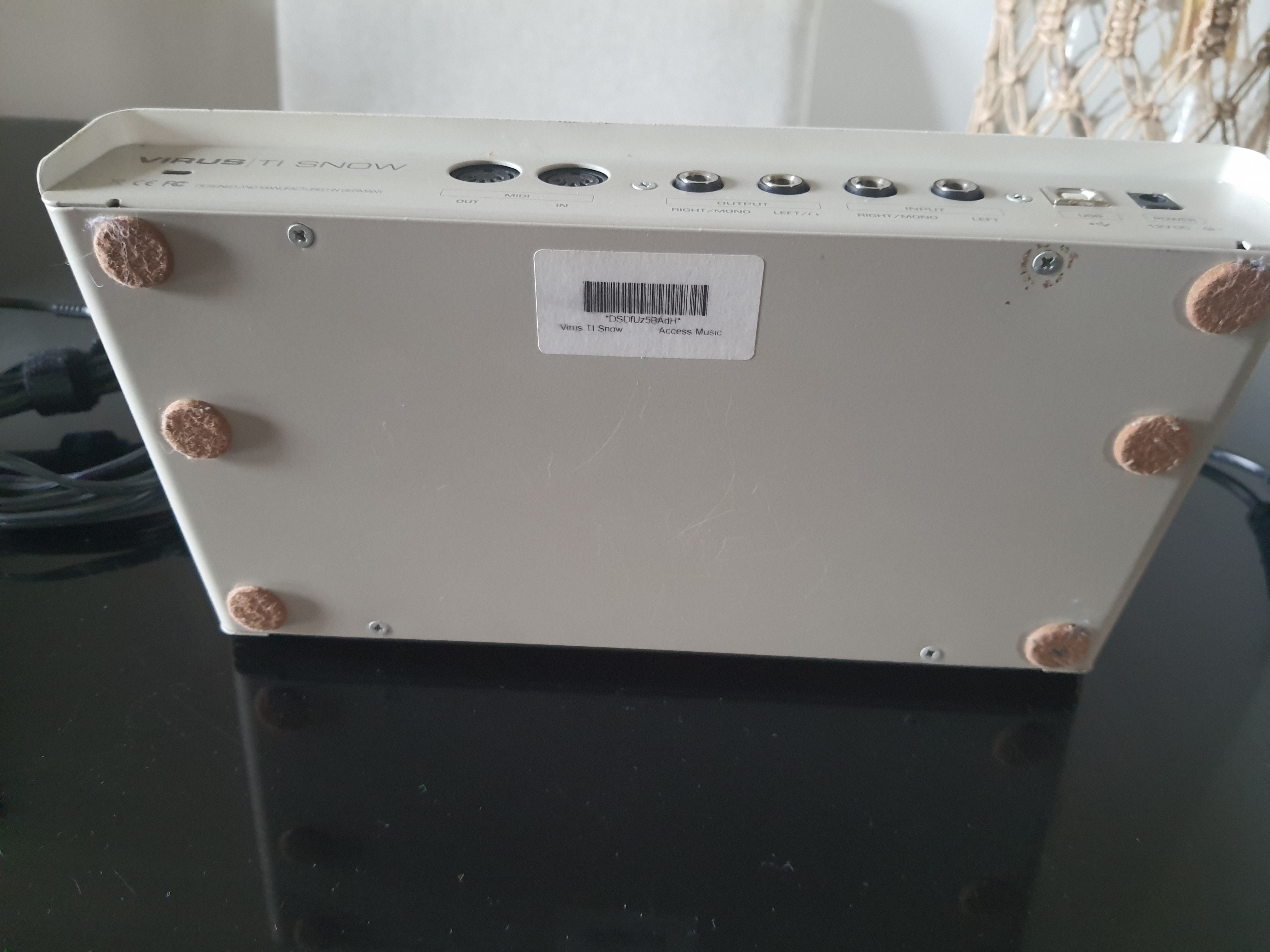 Access Music Virus TI Snow (76252)