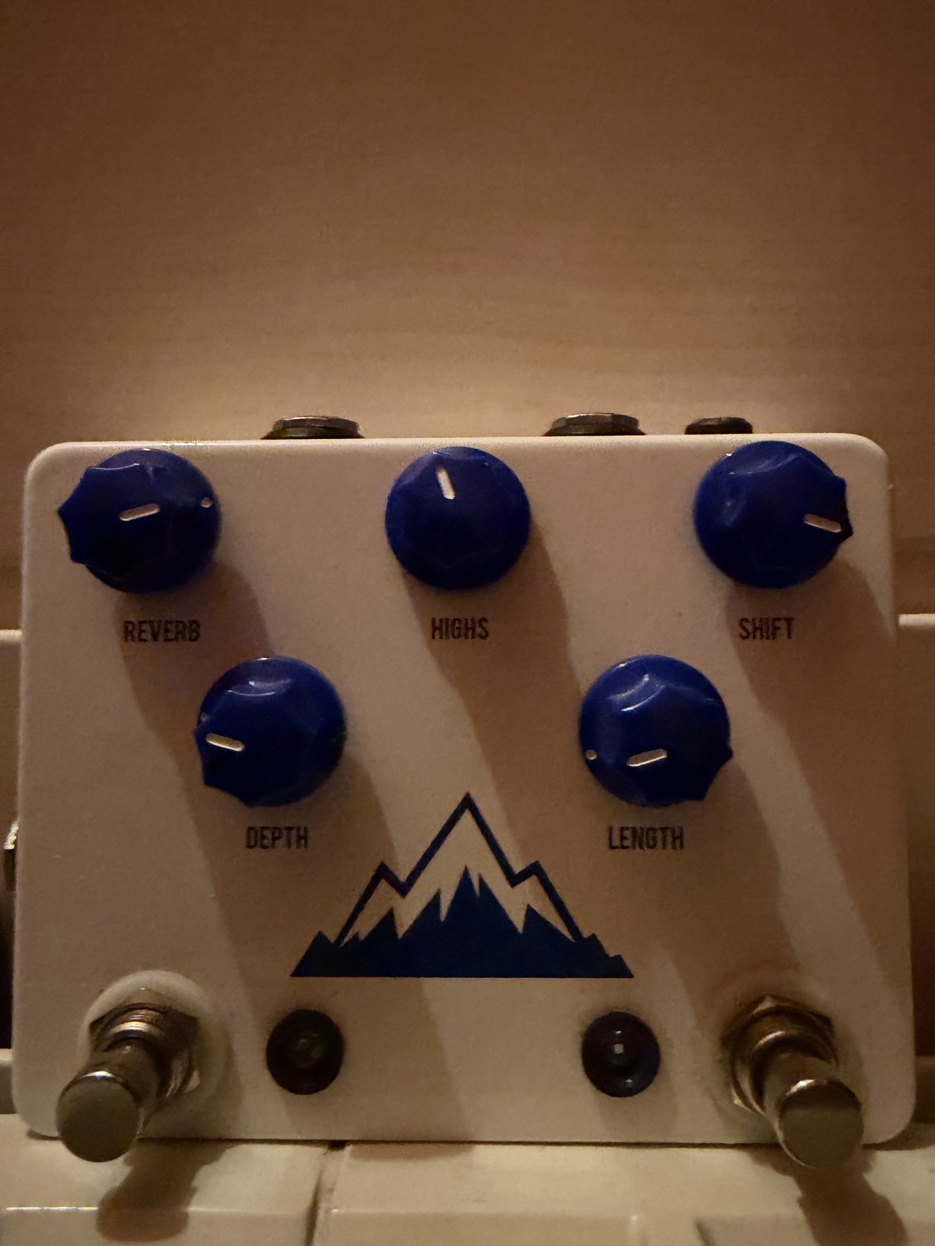Vends pédale d’effet reverb JHS Pedals Alpine