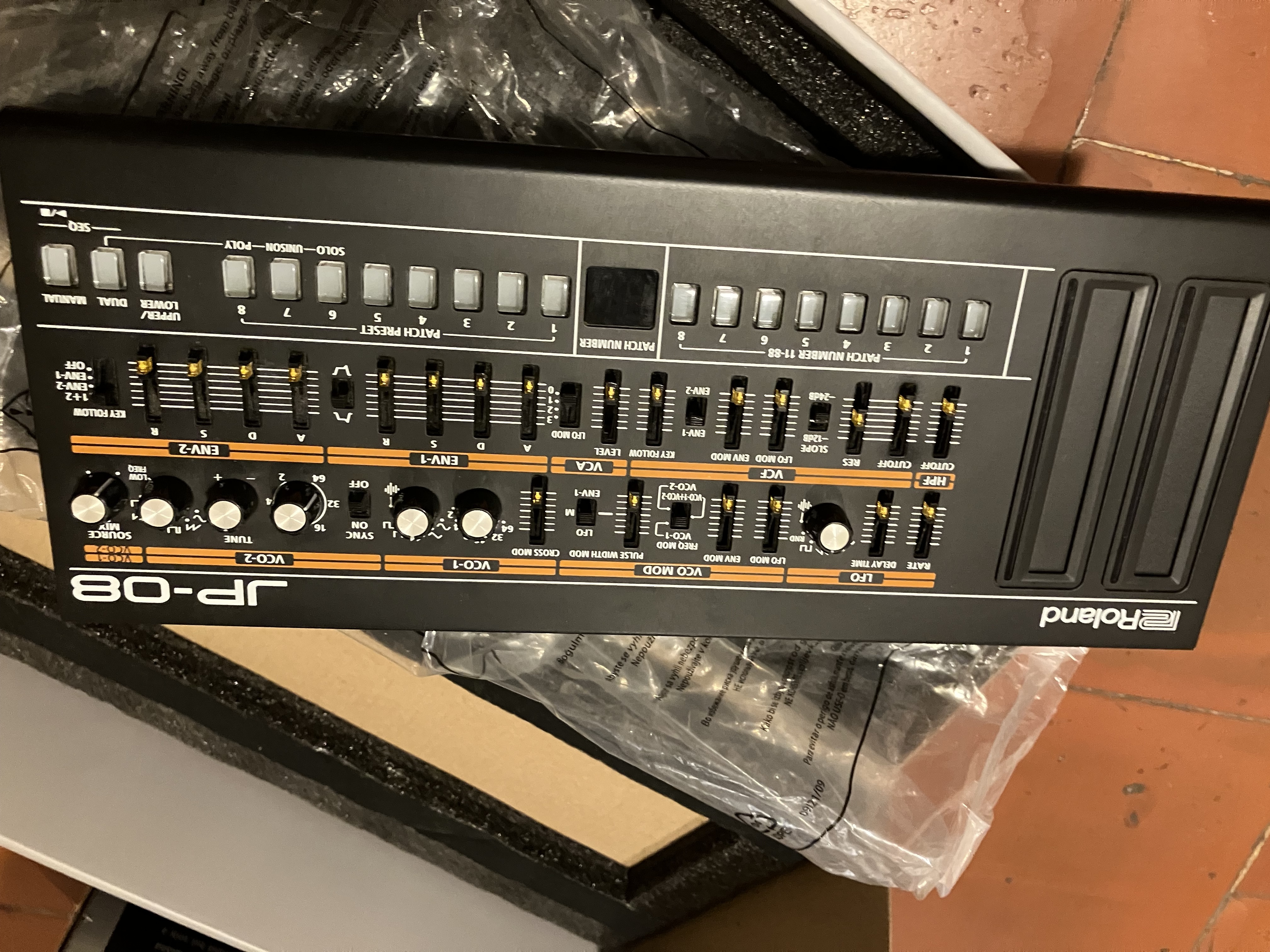 JP-08 Roland boutique 