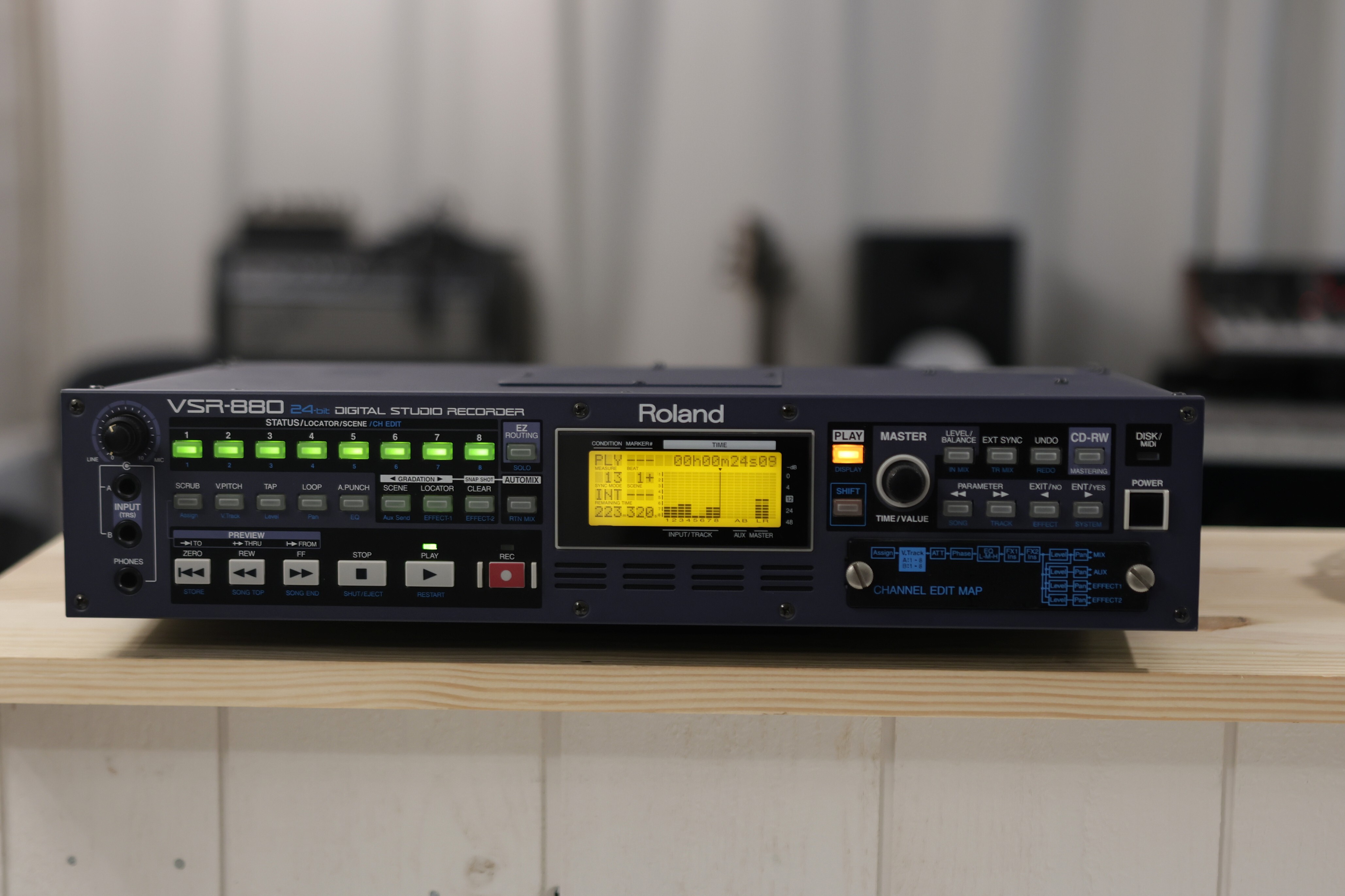 Roland VSR-880 (4549)