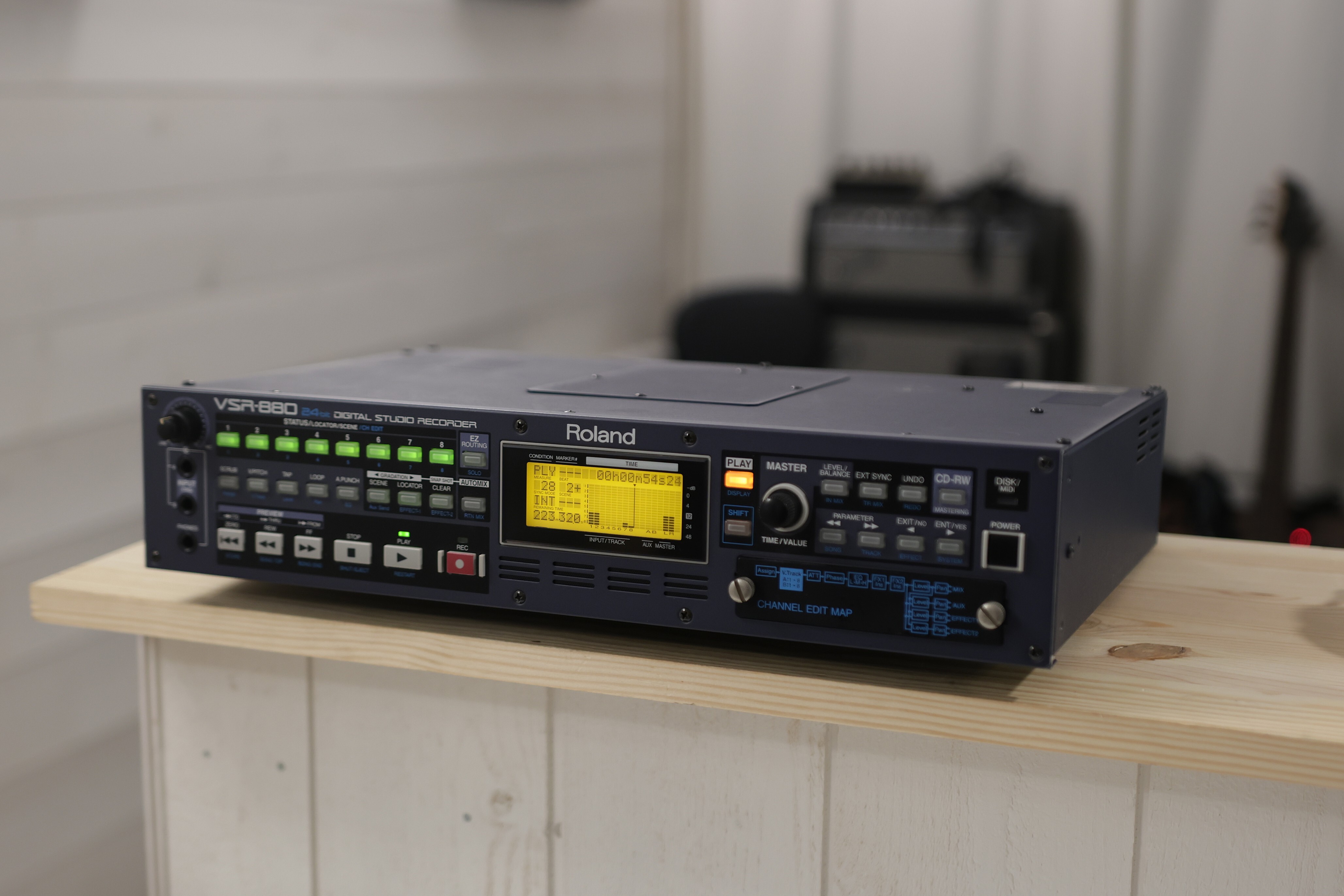 Roland VSR-880 (2328)