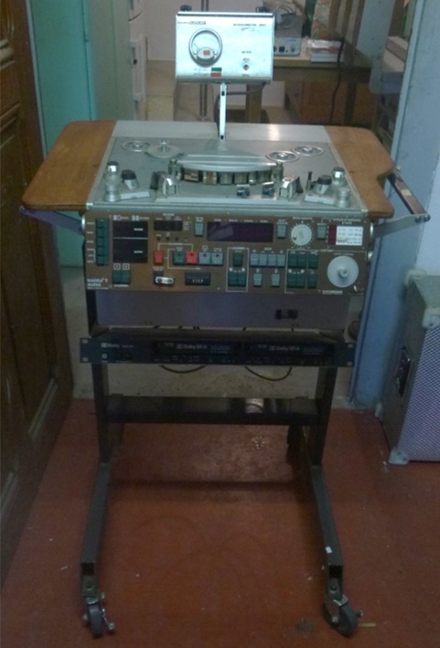 Nagra T-Audio avec Pied Dolby SR/A et Accessoires Porte Bobine