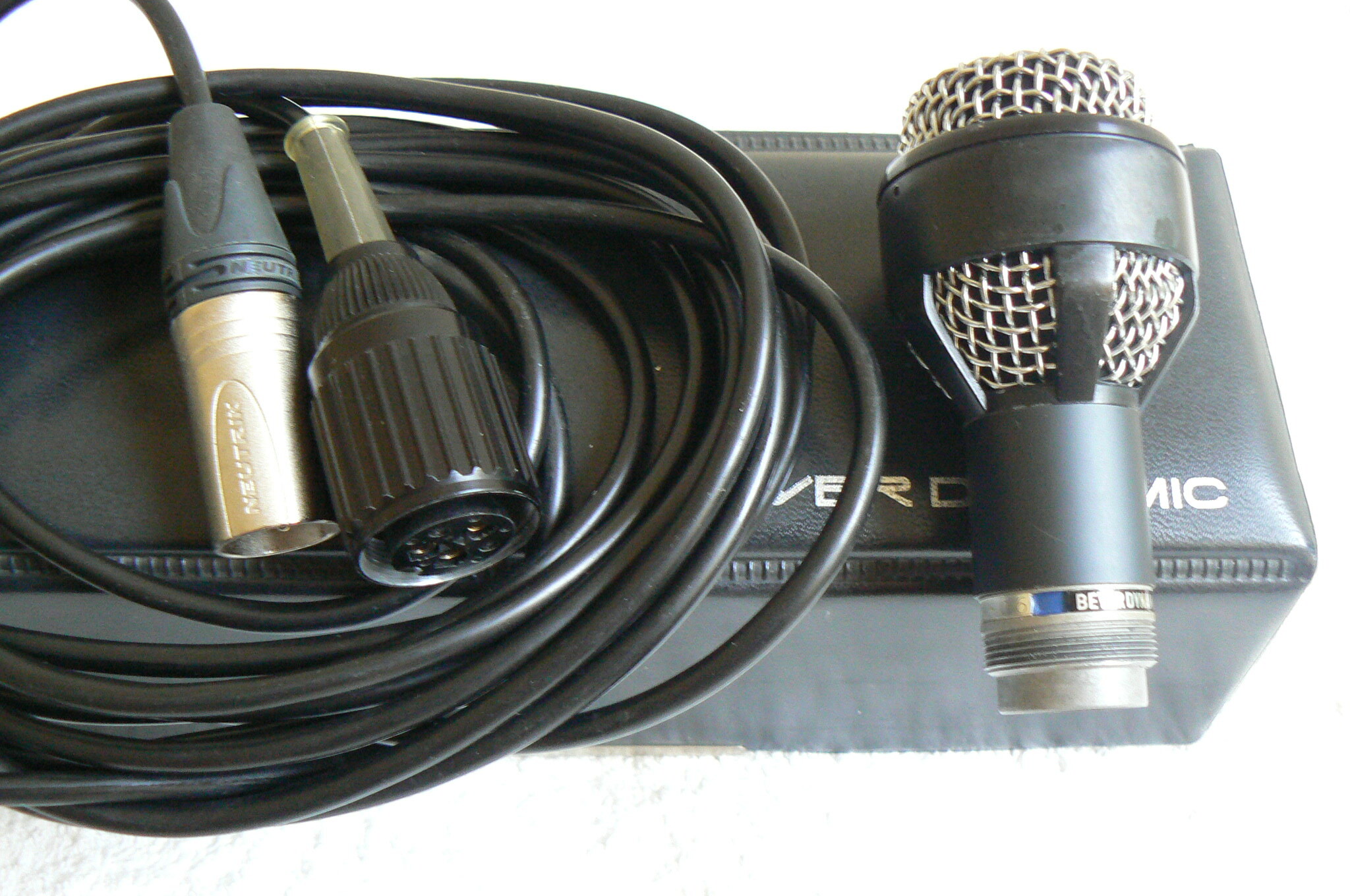 Beyerdynamic M 410 (15671)