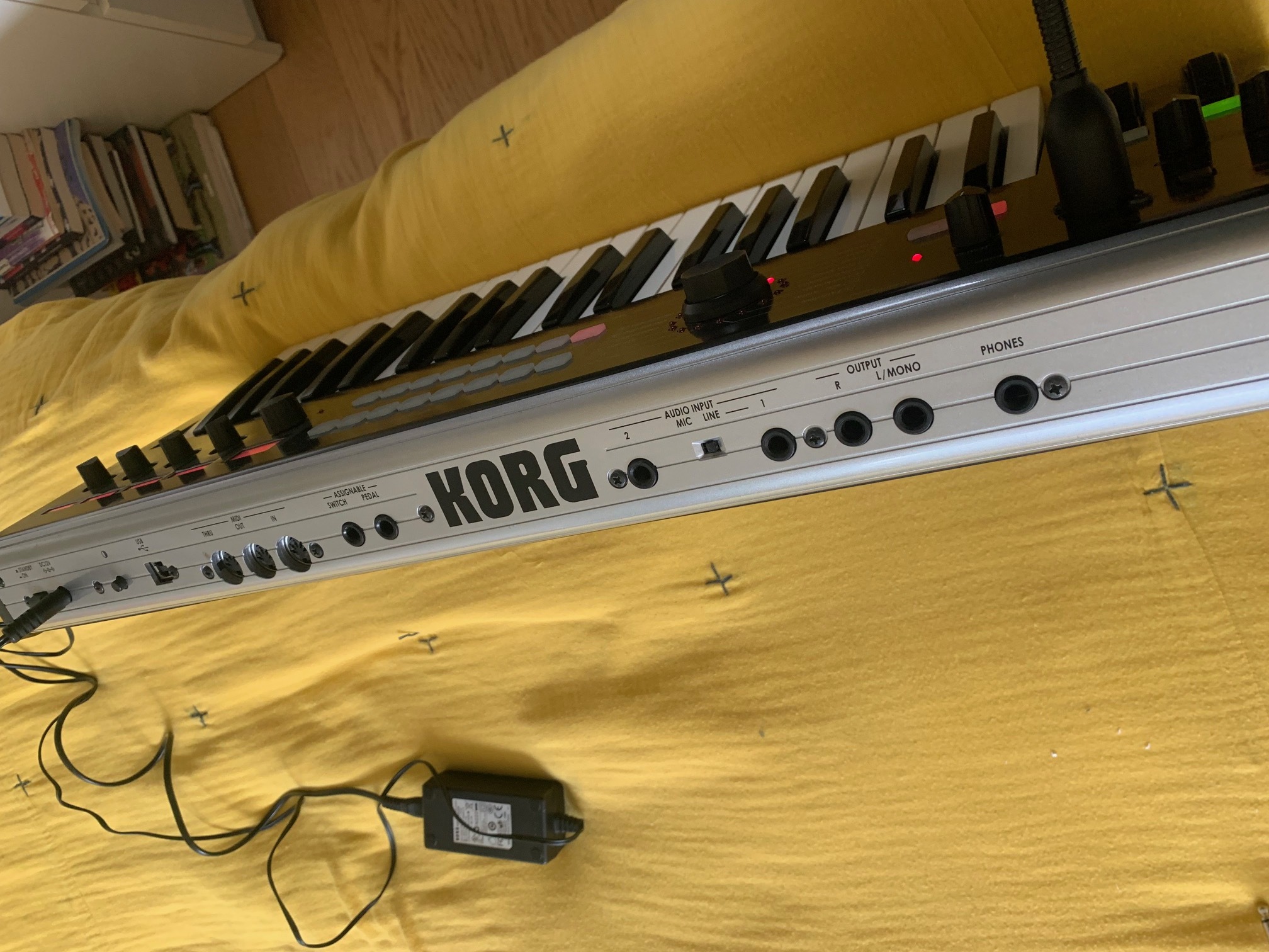 Korg R3 (11136)