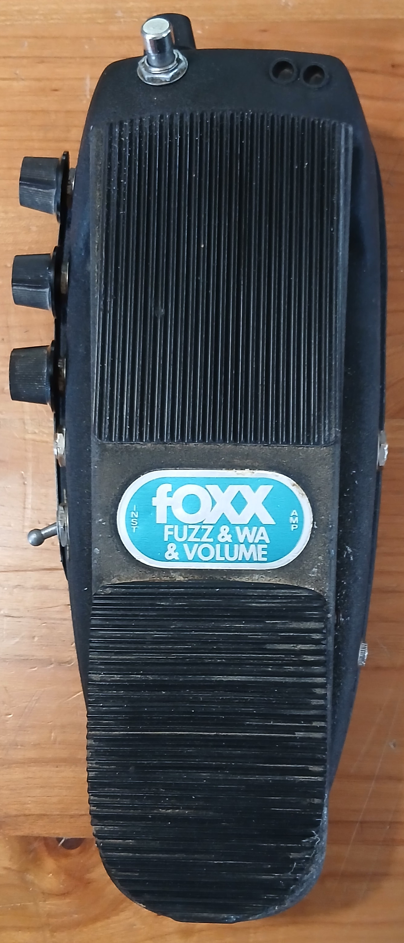 Vends pédale Foxx Fuzz/Wa/Volume