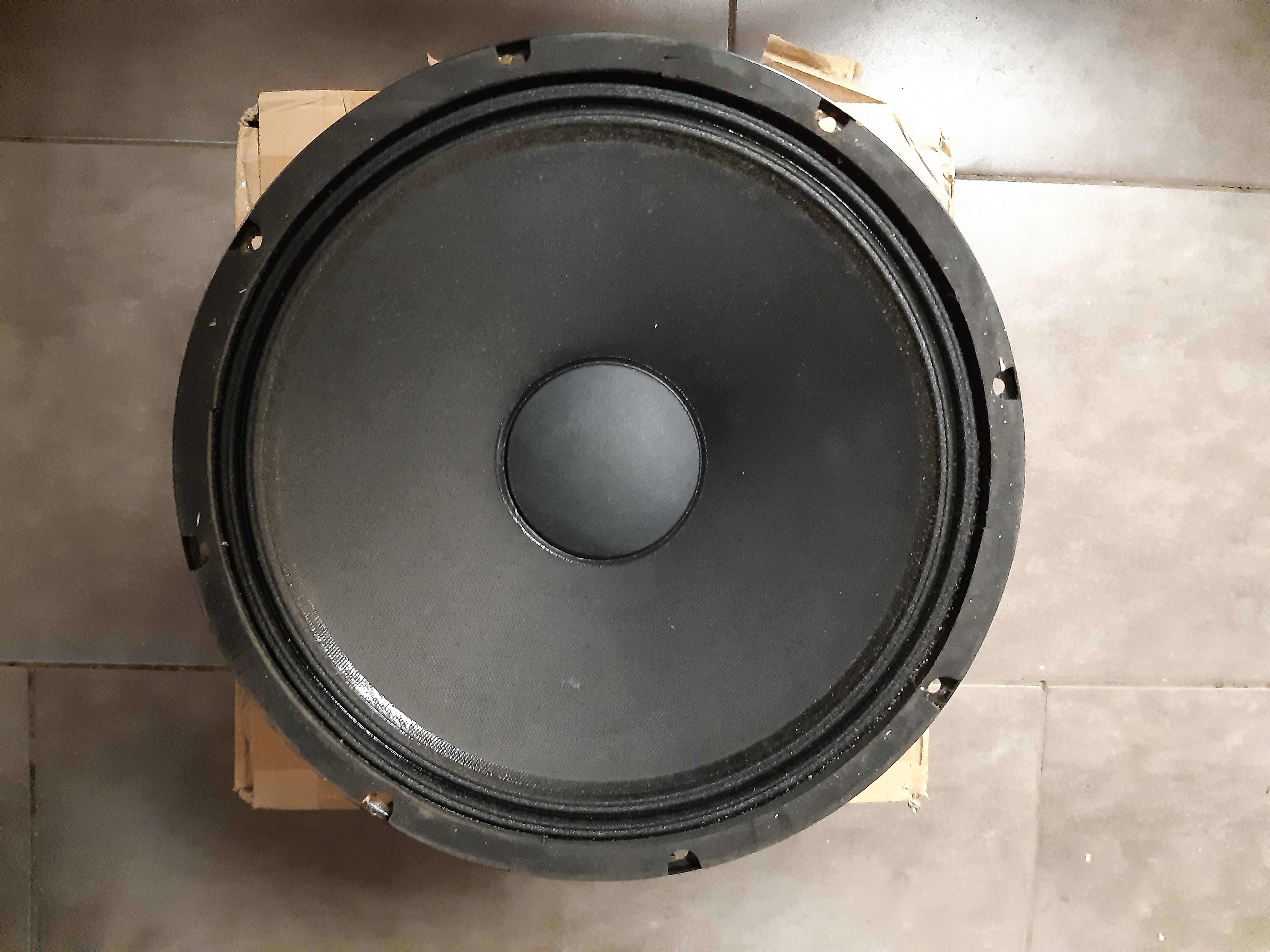 Vends 4 Haut-parleurs US Magnetics 12L200