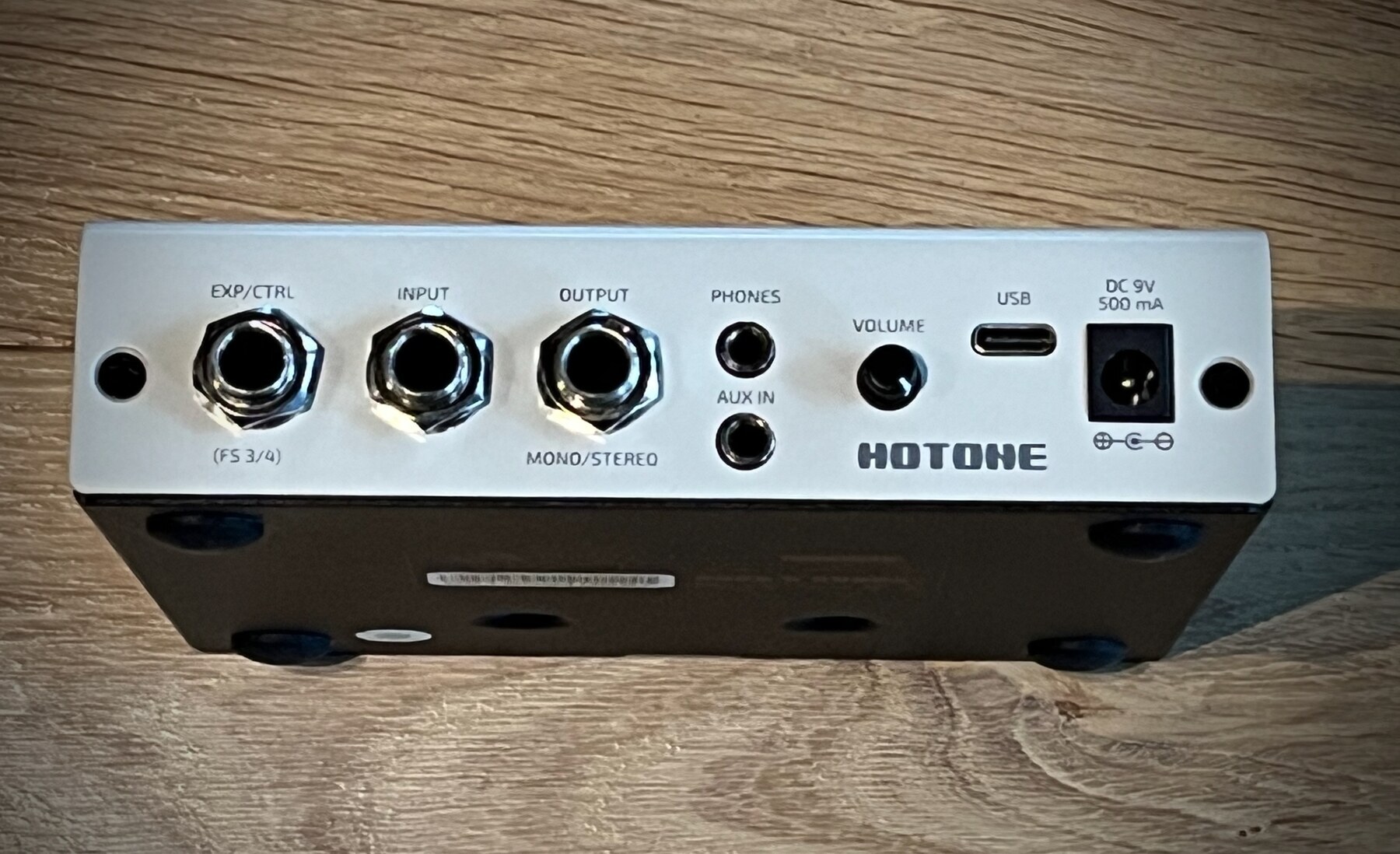 06-Hotone-Ampero-Mini